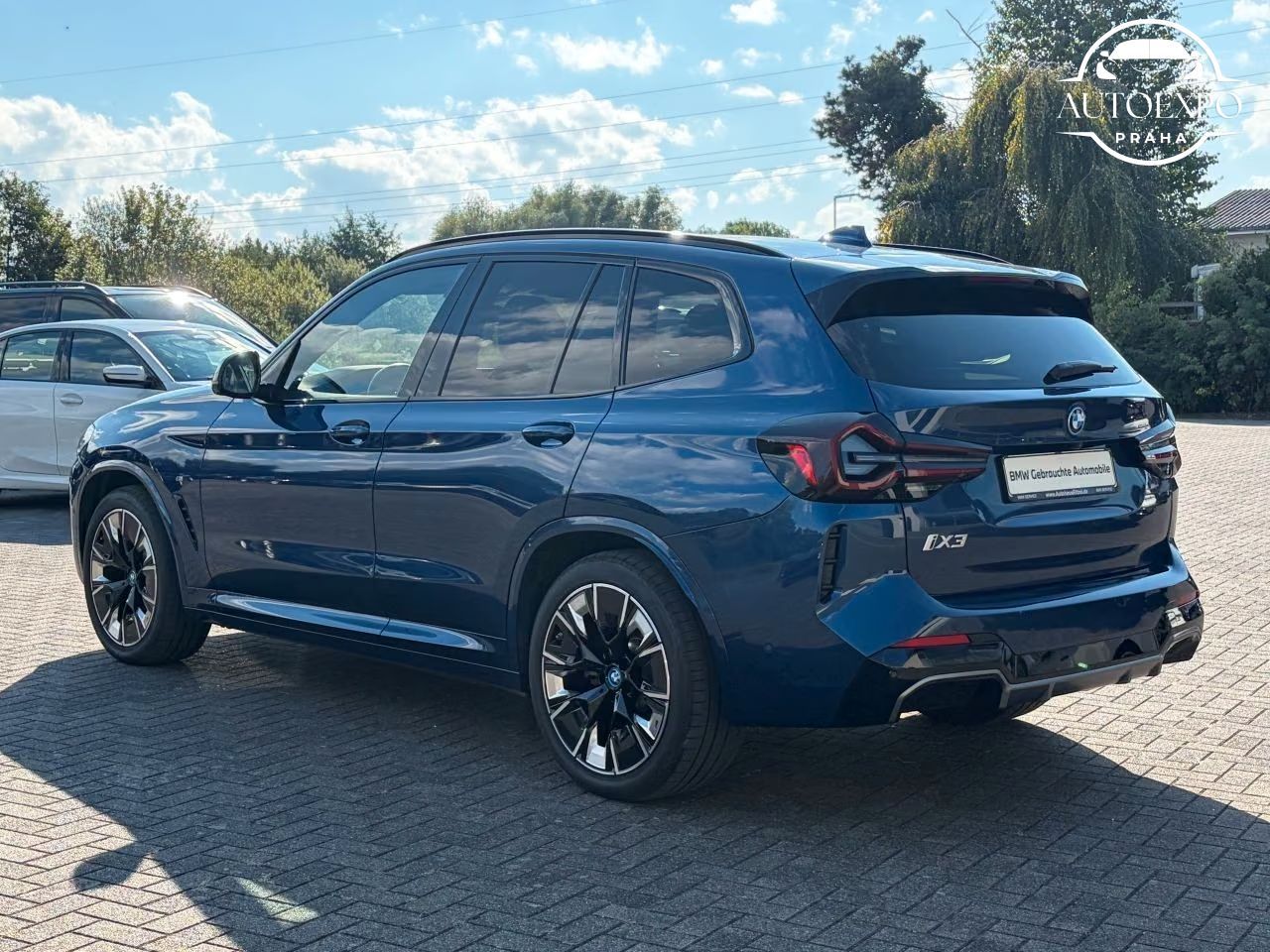 BMW iX3, Impressive*PANORAMA*TAŽNÉ - fotka 5