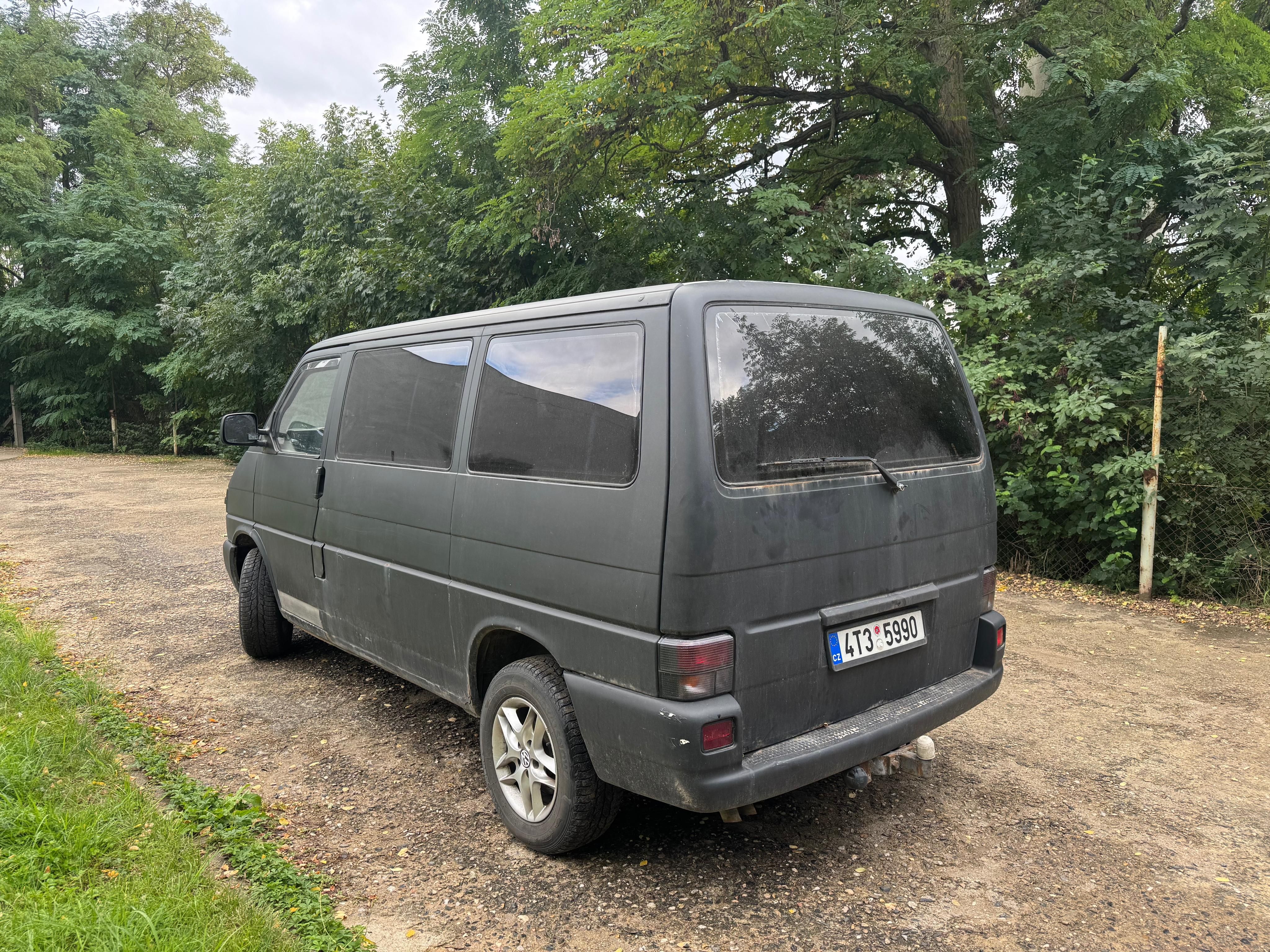 Volkswagen Caravelle, 1.9TD, nová technická - fotka 5