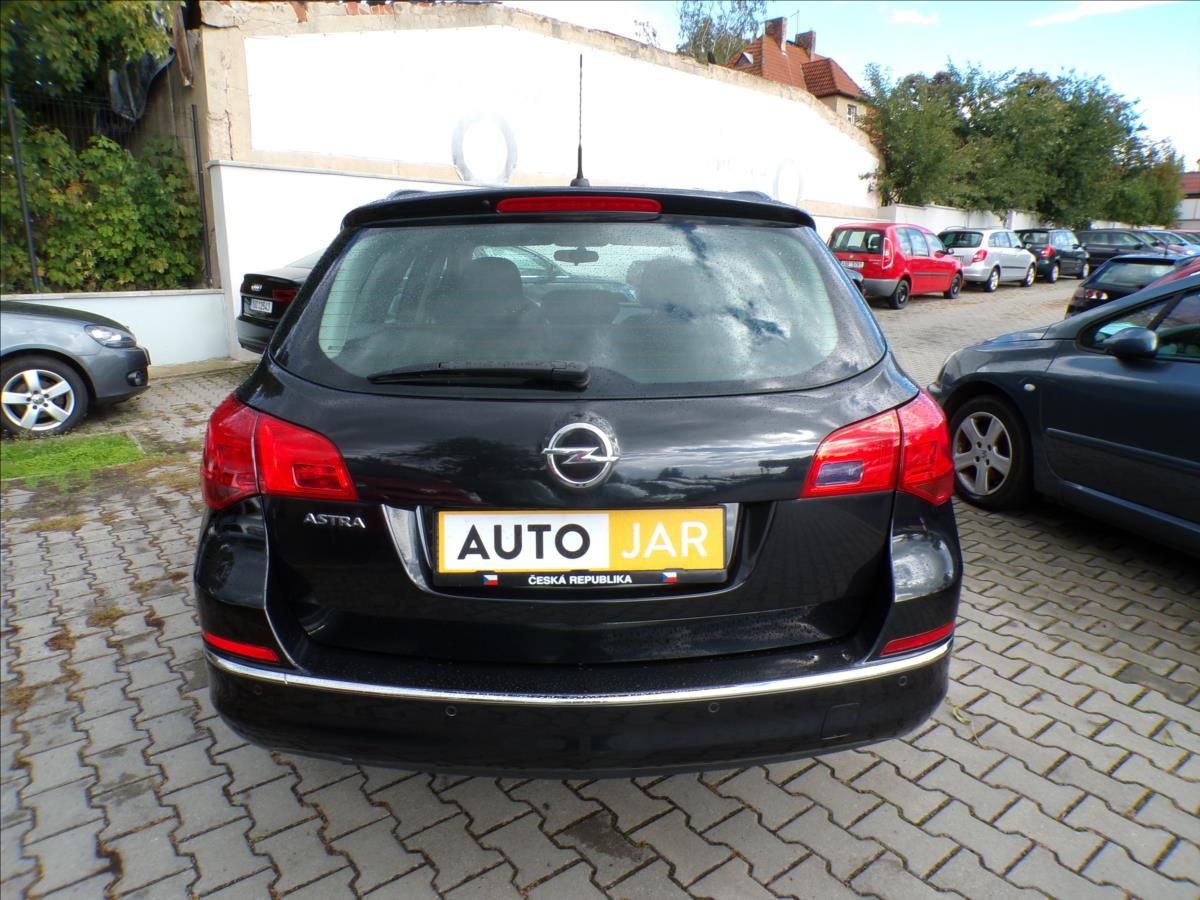 Opel Astra, 1,6 16V  NOVÉ ROZVODY! - fotka 6