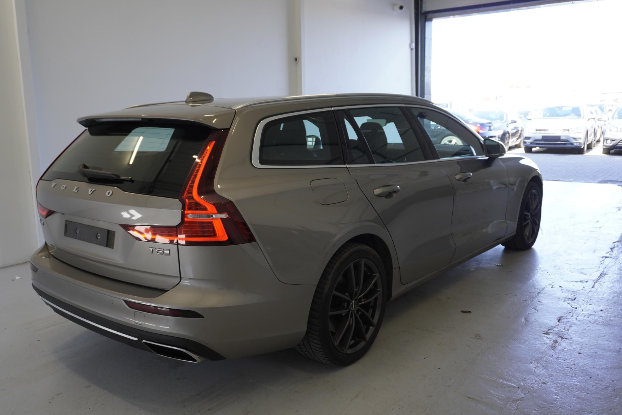 Volvo V60, T5 INSCRIPTION AUT. - fotka 5
