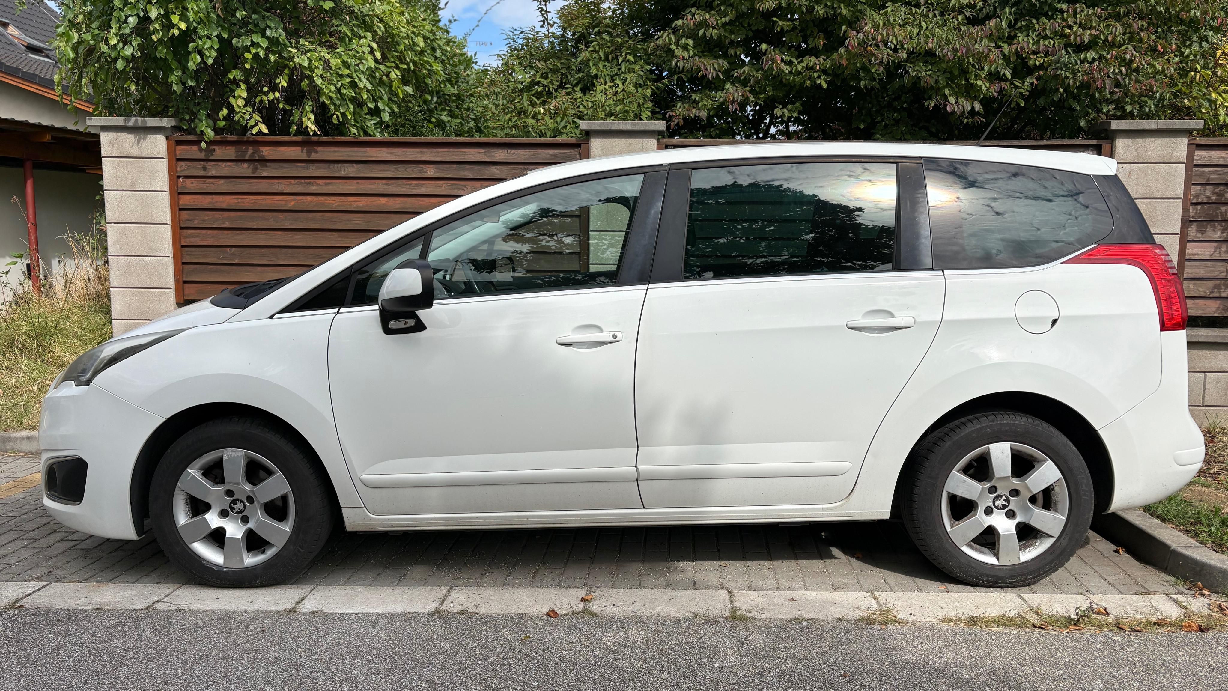Peugeot 5008, Peugeot 5008 1.6HDI 88KW 2015 - fotka 4