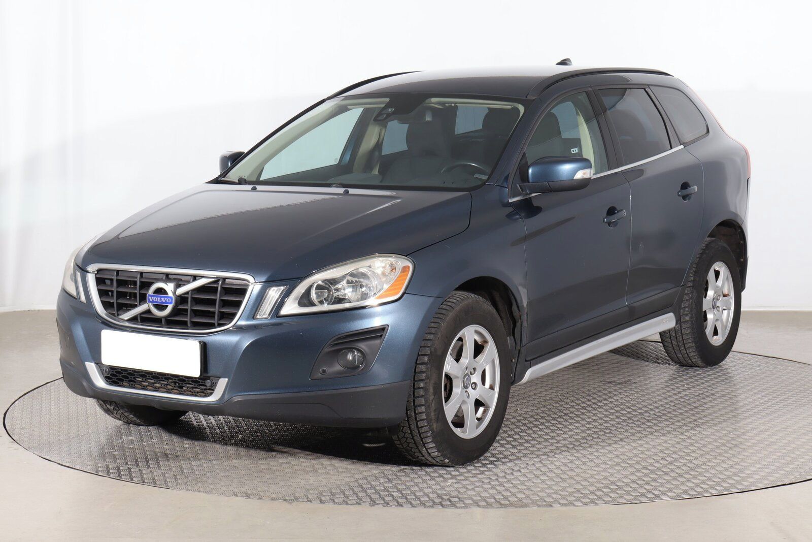 Volvo XC60, D3, 4X4 - fotka 2