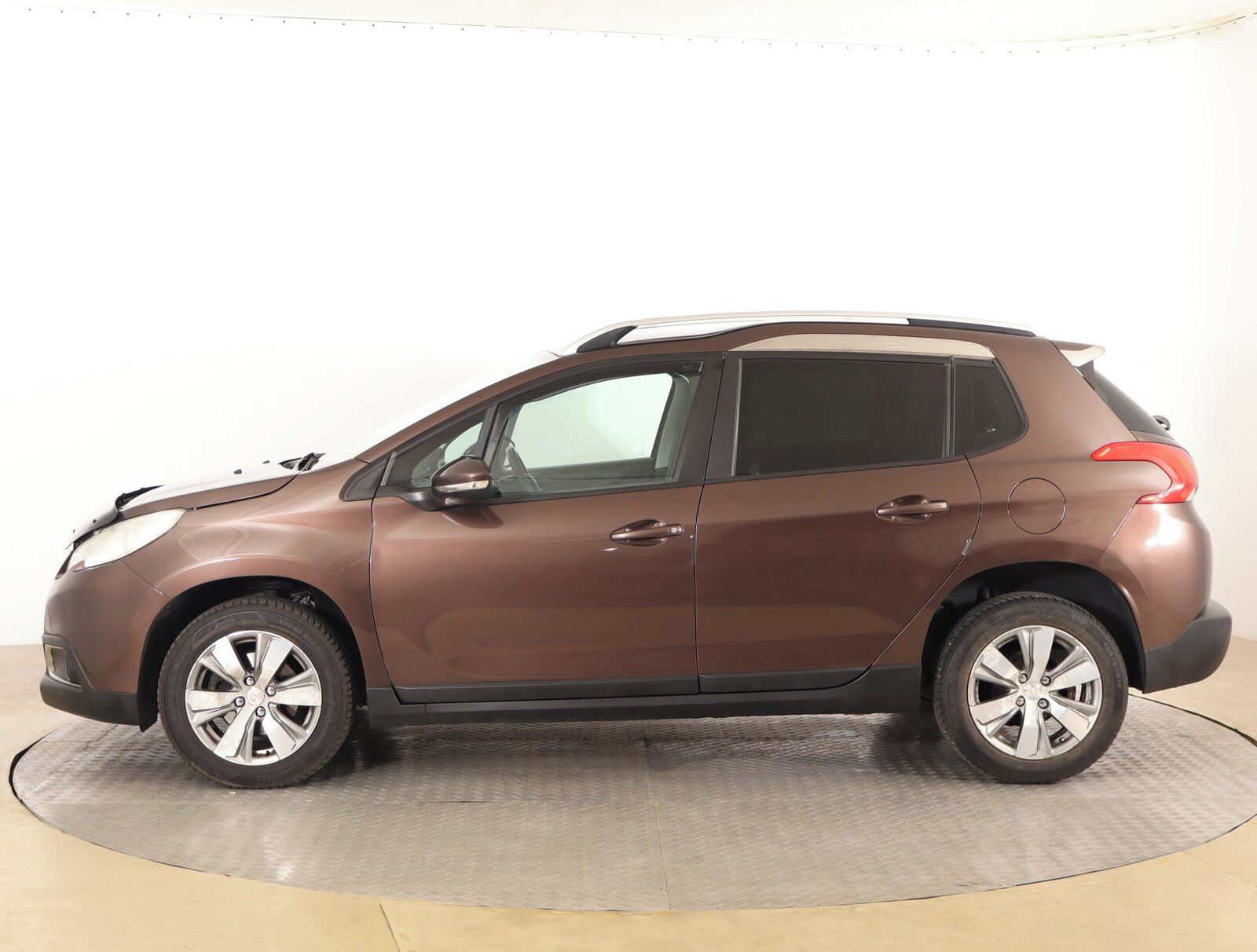 Peugeot 2008, 1.6 VTi - fotka 3