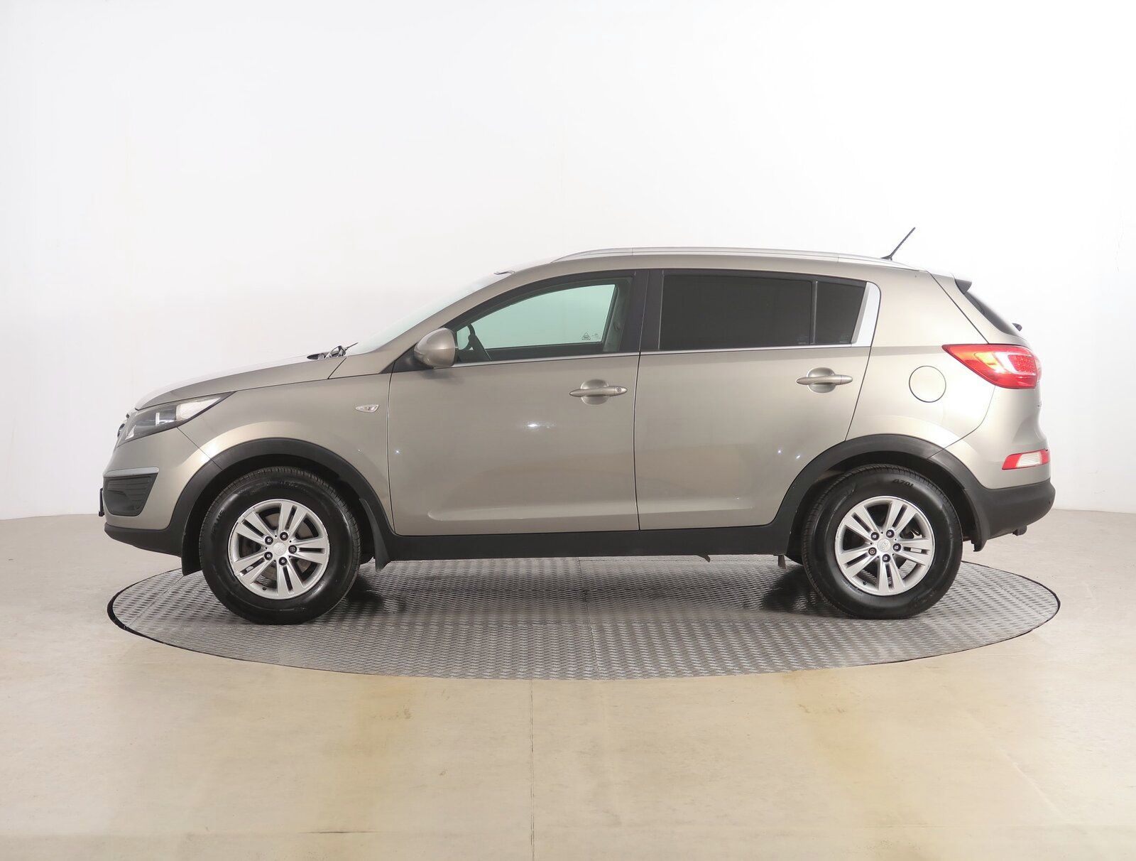 Kia Sportage, 1.7 CRDi - fotka 3