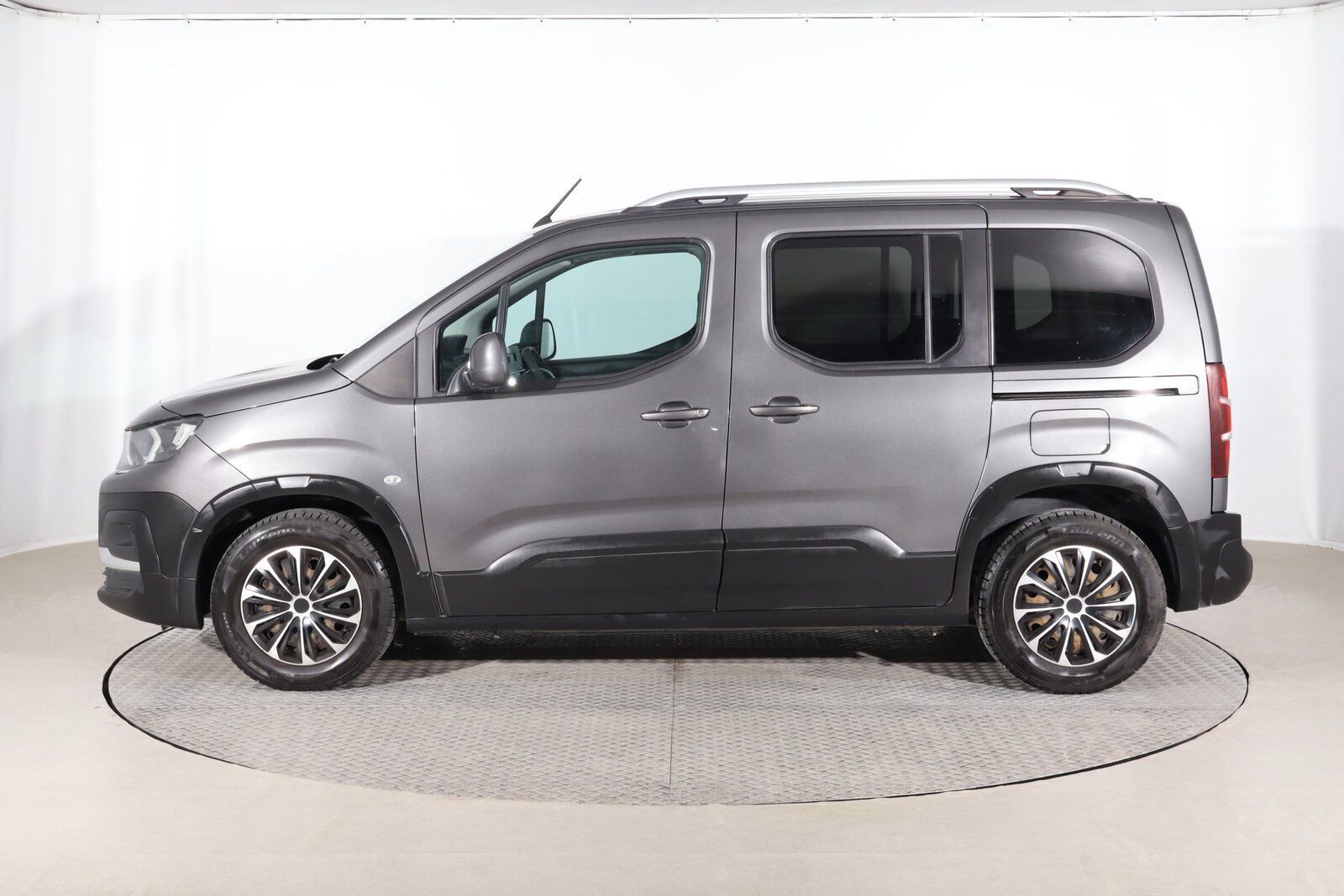 Peugeot Rifter, 1.5 BlueHDi, Active, 5Míst, ČR - fotka 3