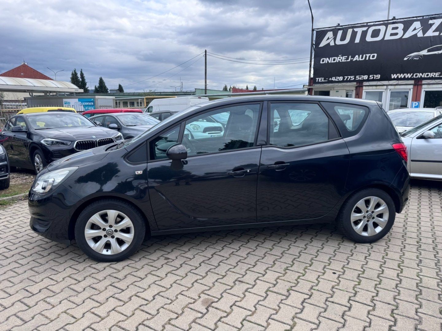 Opel Meriva, 1,4i 74 KW KILOMETRY NOVÁ STK - fotka 3