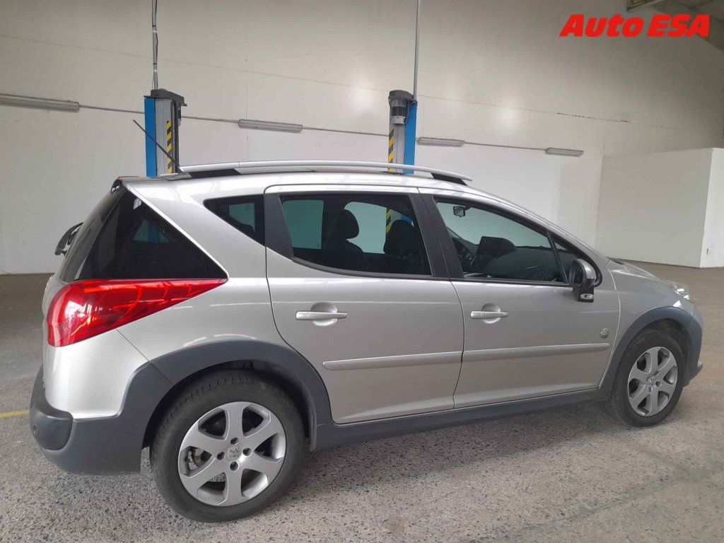 Peugeot 207, 1.6i - fotka 2