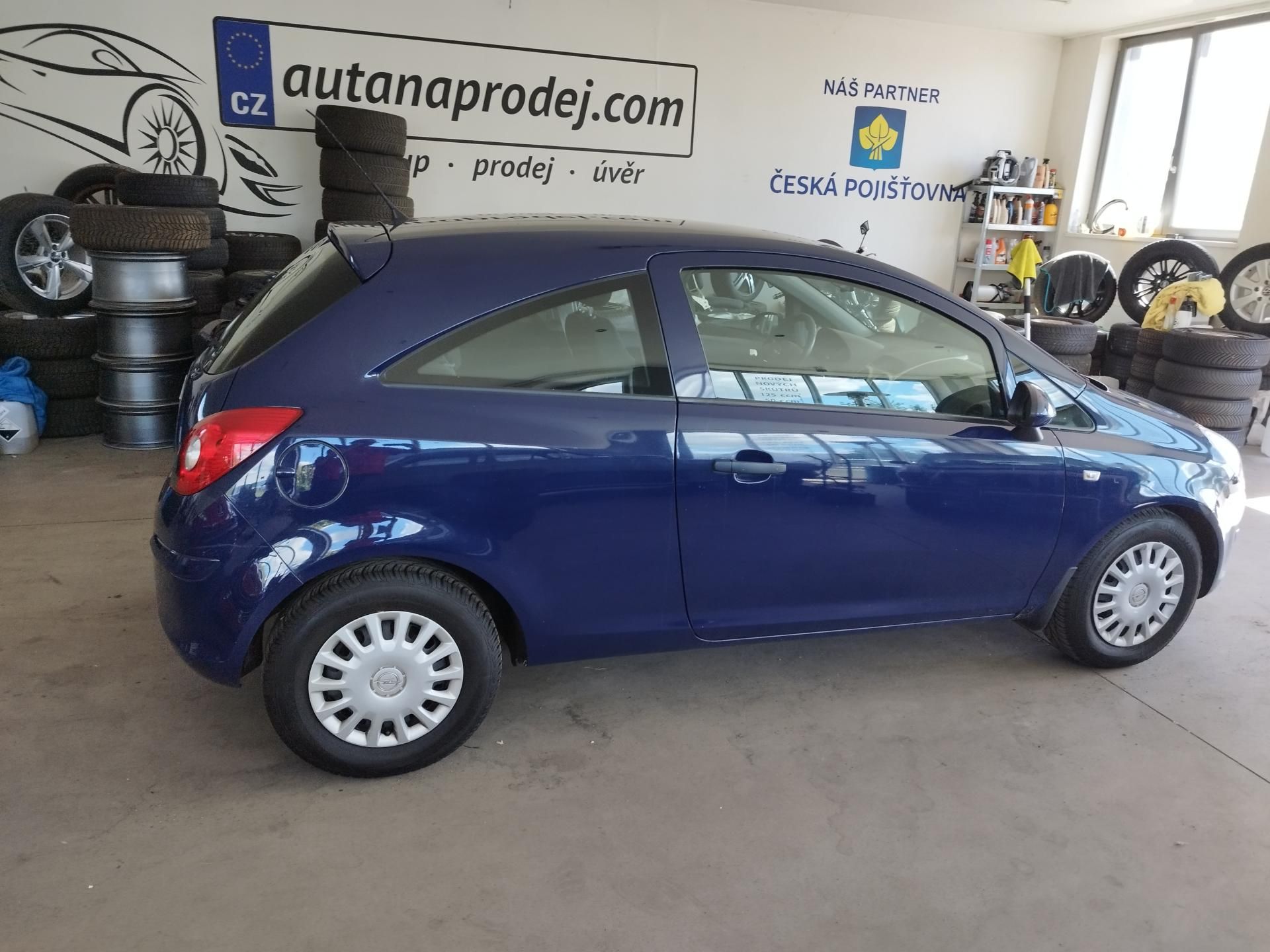 Opel Corsa, 1,2i,59KW.KLIMA,SERVISNÍ KNIHA - fotka 4