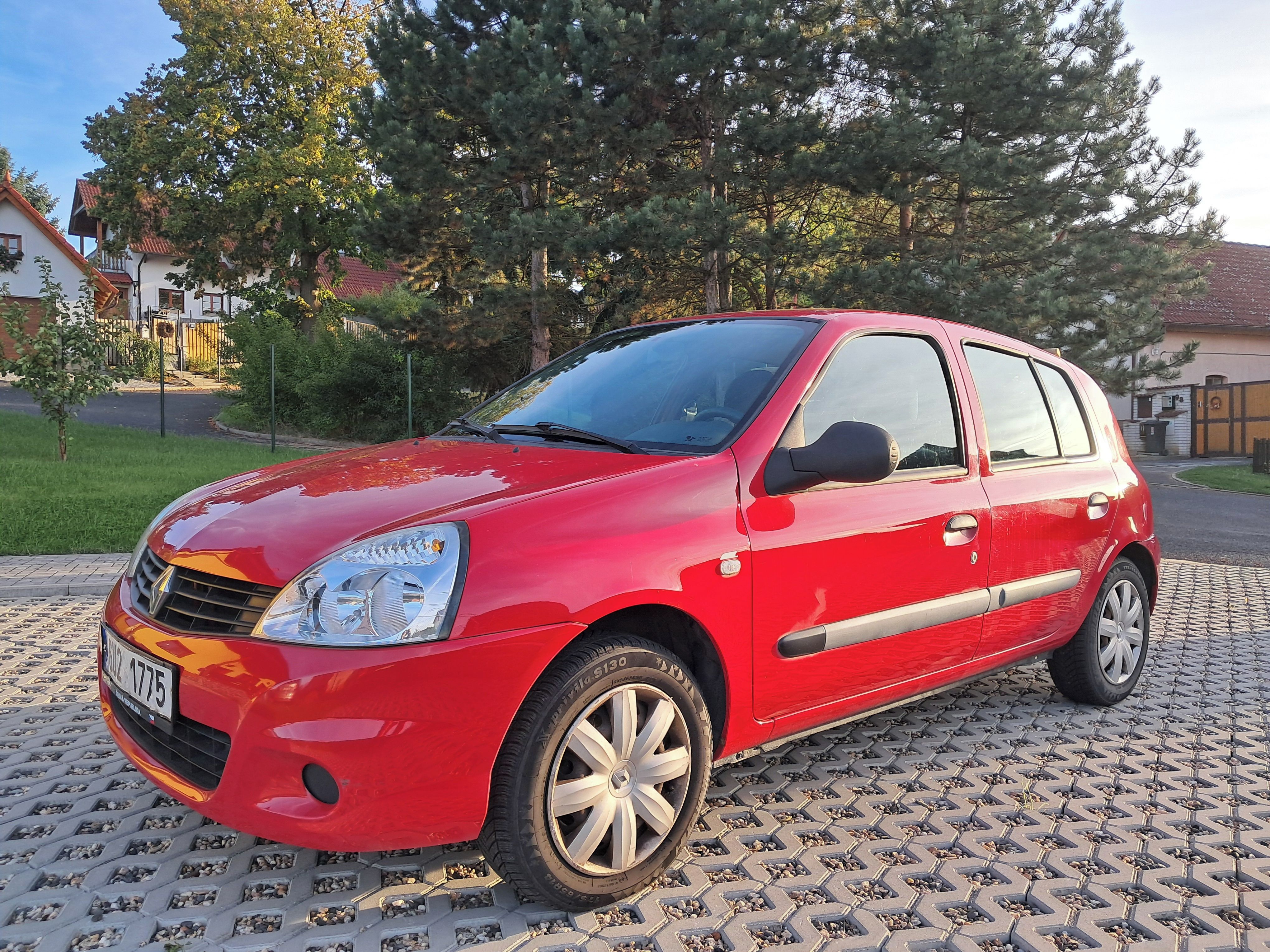 Renault Clio, Renault Clio 1,2i 55KW - fotka 2
