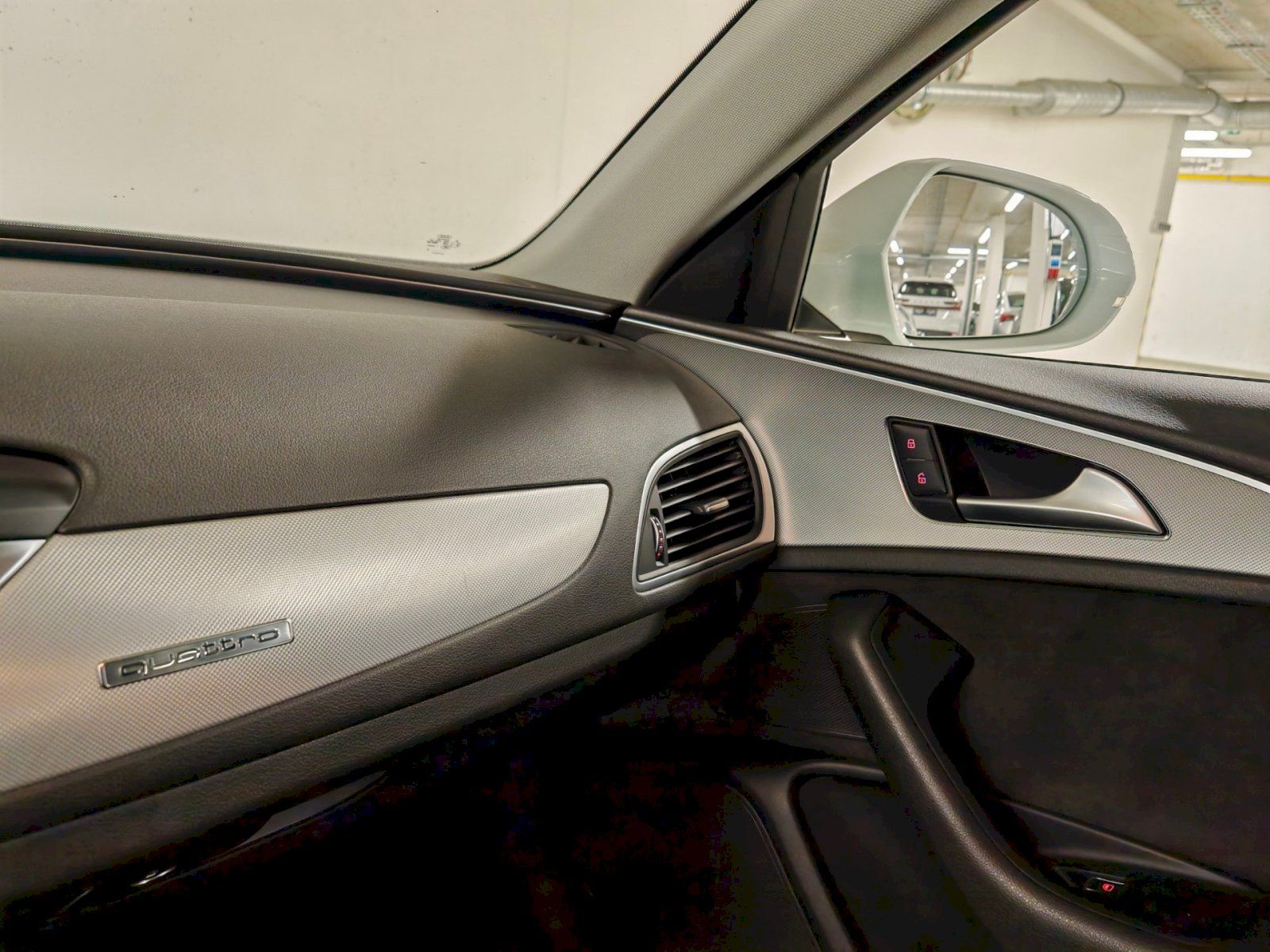 Audi A6 Avant, 3.0 TDI 200 kW Quattro - fotka 6