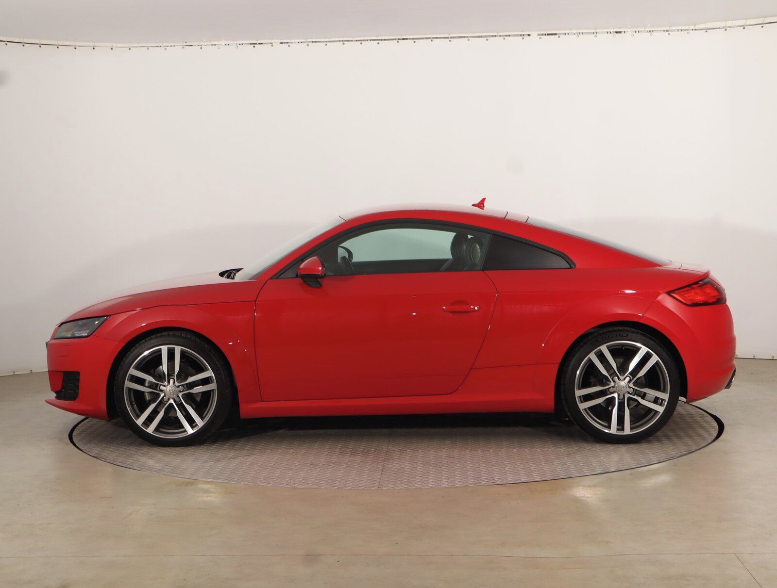 Audi TT, 2.0 TFSI, 4X4, Automat, Kůže - fotka 3