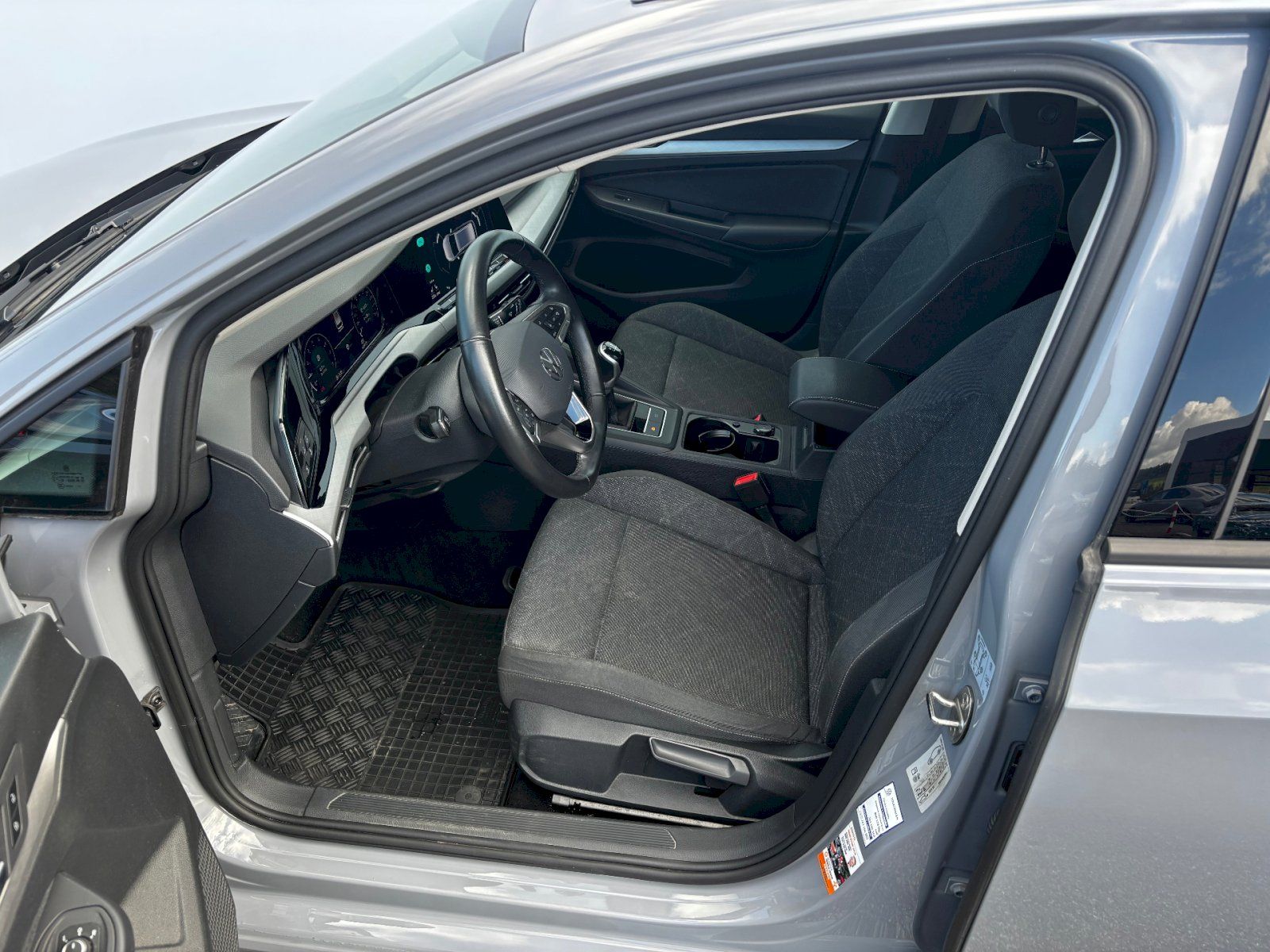 Volkswagen Golf, GOLF VARIANT LIFE 1,0 TSI 6G - fotka 6