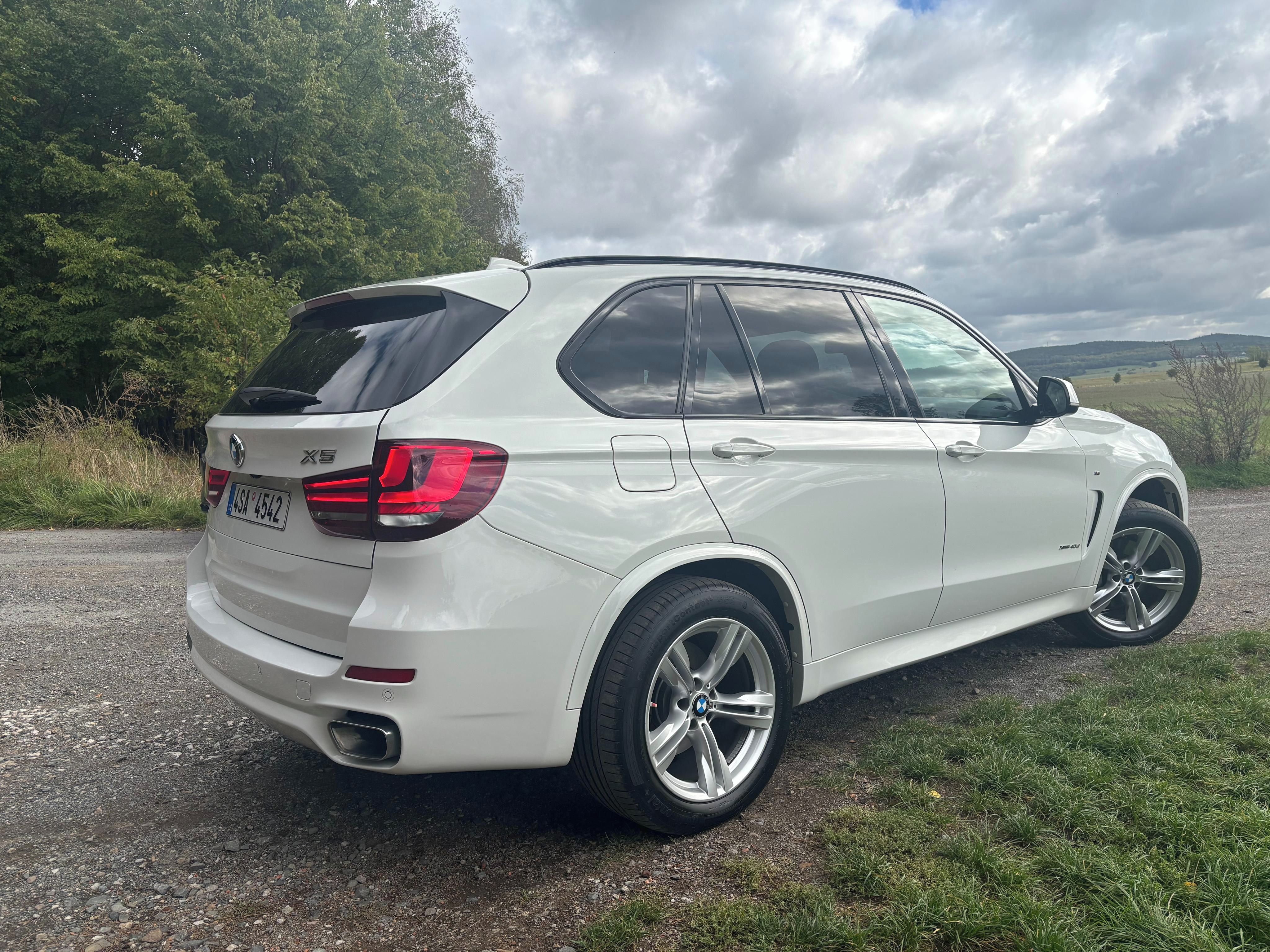 BMW X5, M PAKET 40D - 230 kW - fotka 4
