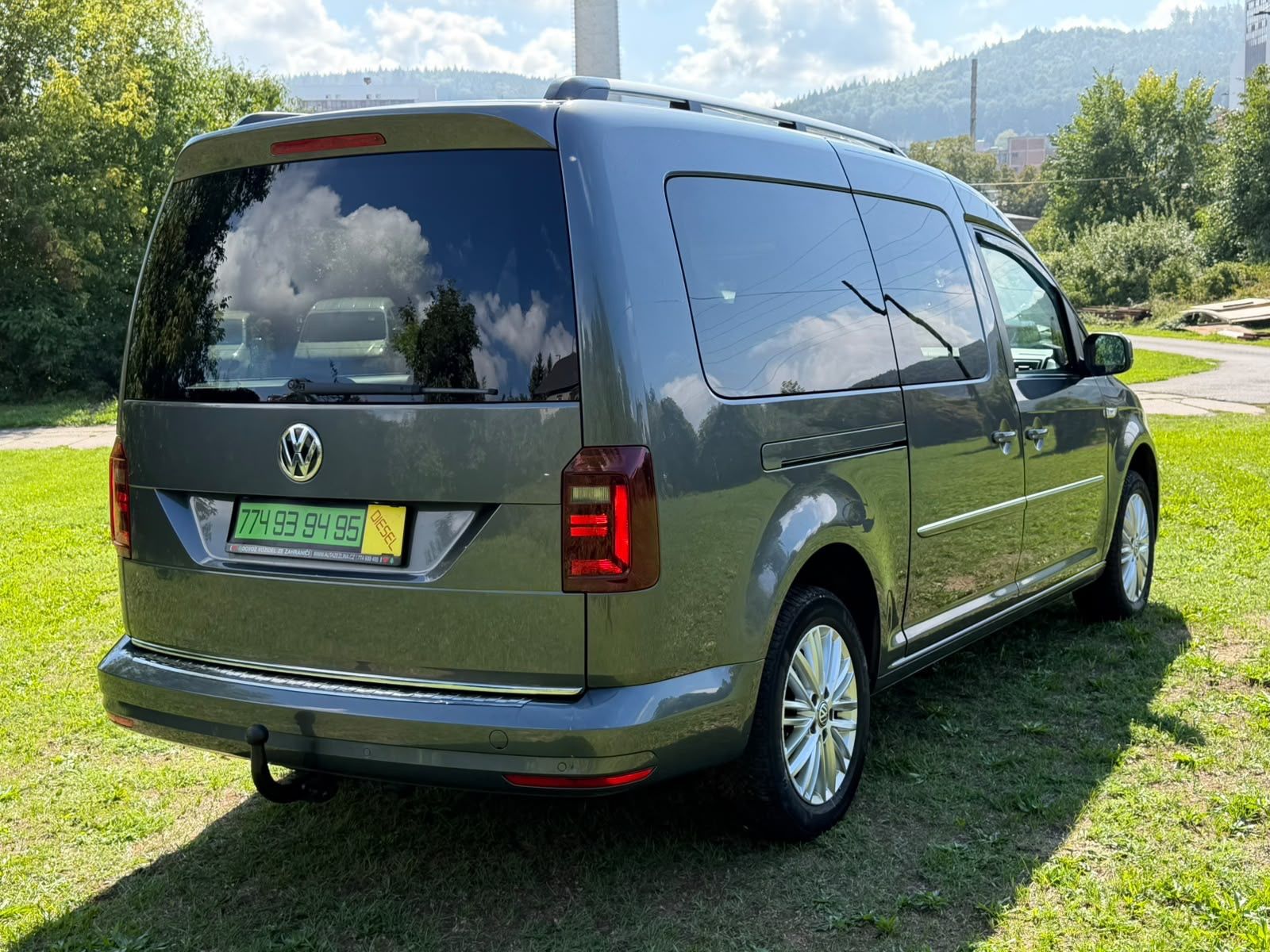 Volkswagen Caddy, MAXI 2,0 TDi HIGHLINE  - NAVI - fotka 6