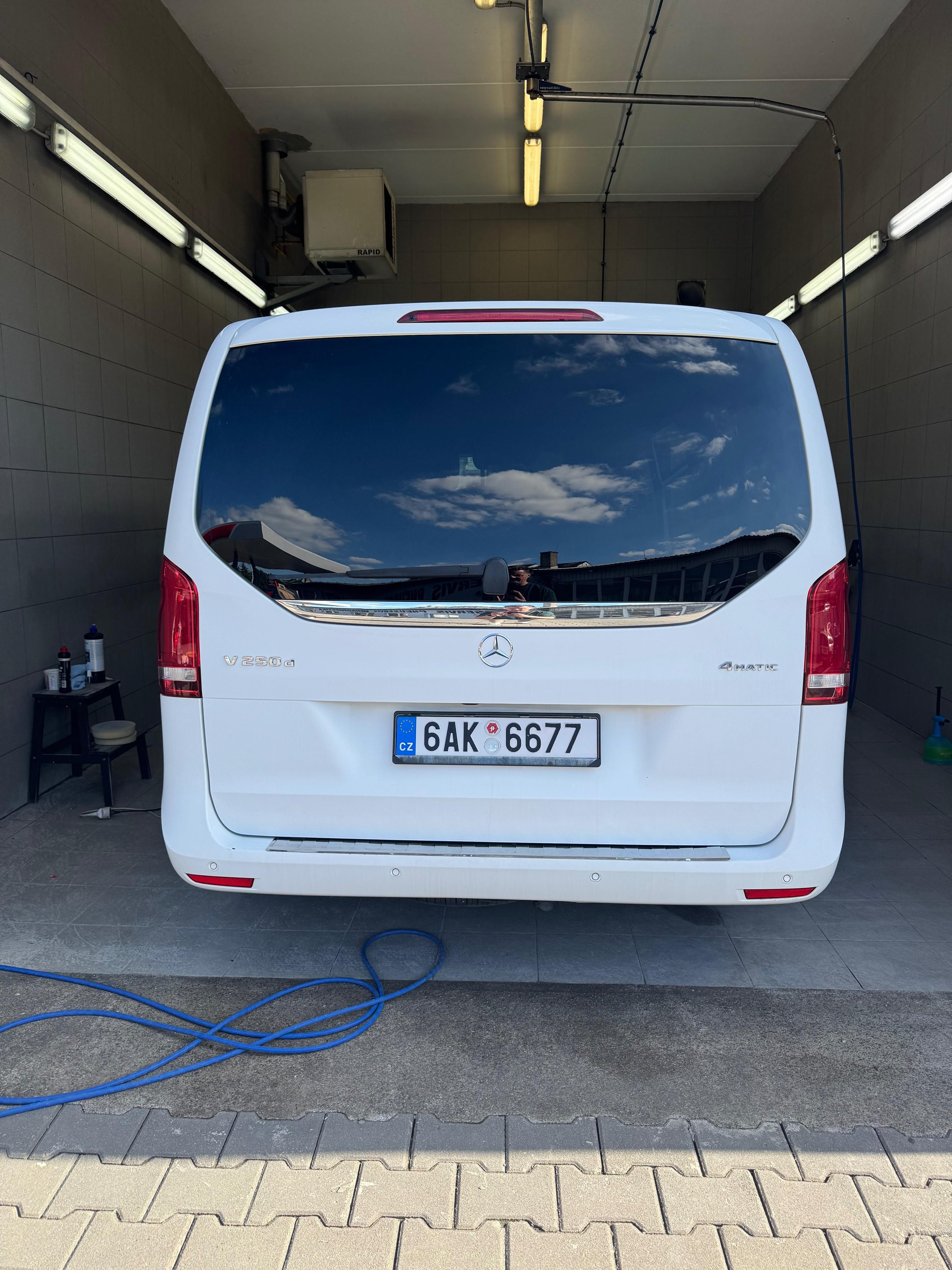 Mercedes-Benz Třídy V, 250 4MATIC AVANGARDE XL - fotka 2