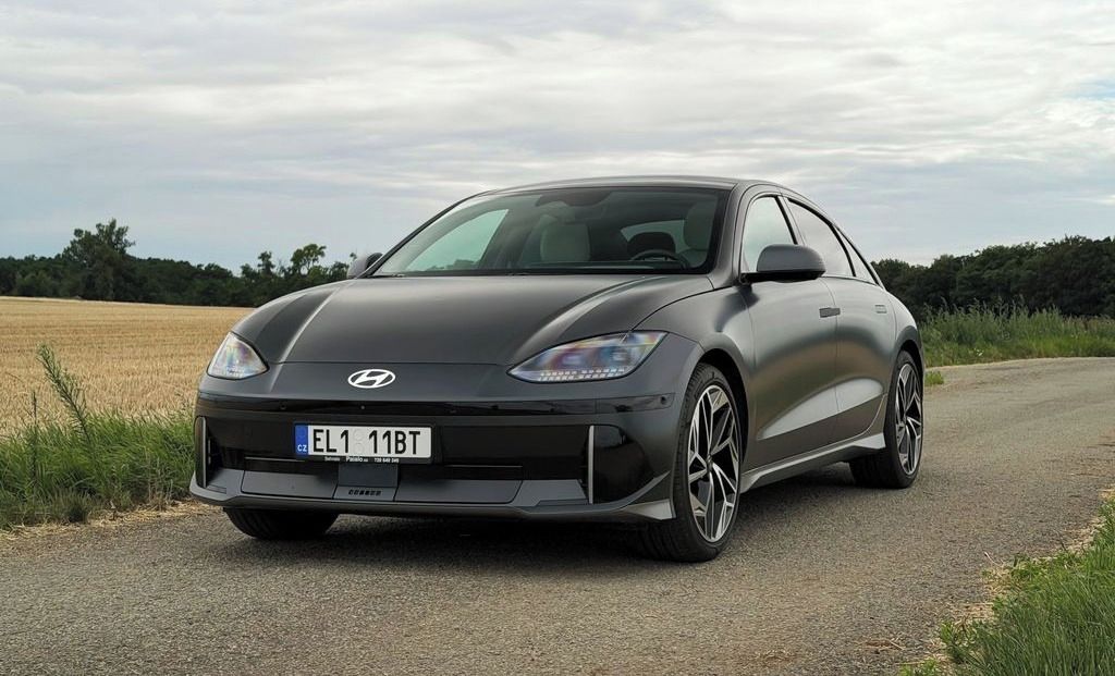 Hyundai Ioniq, 6 4x4 77,4 kWh TOP výbava