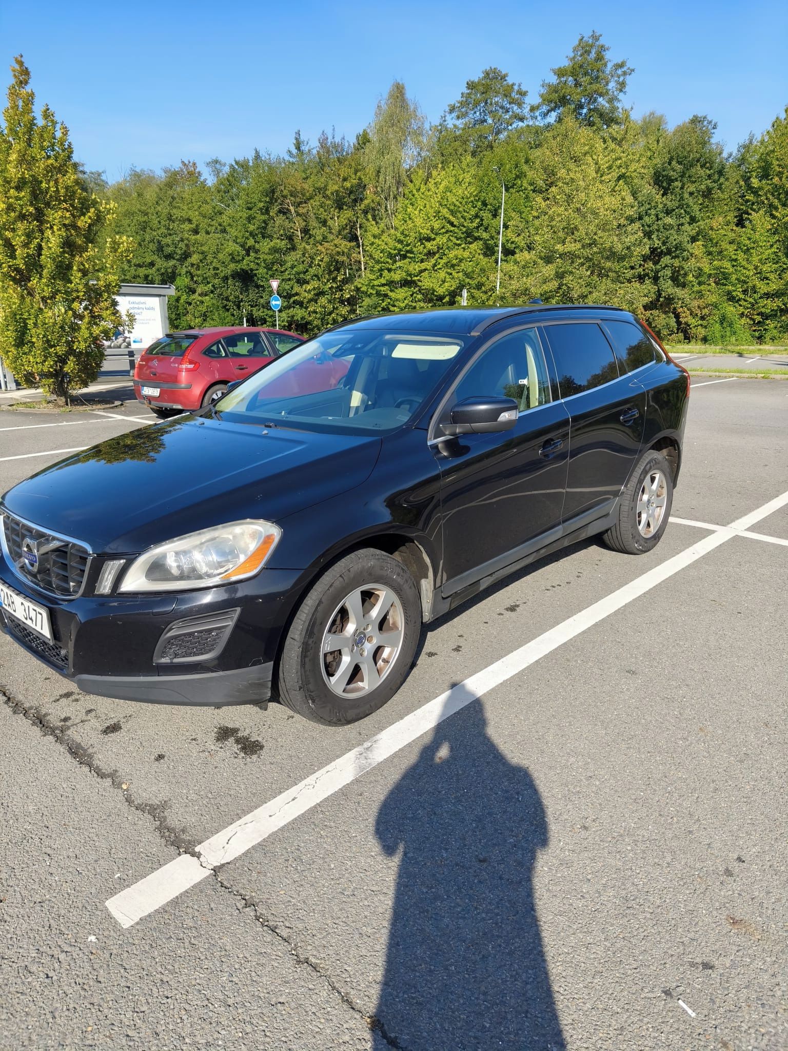Volvo XC60, VOLVO XC60 D5 AWD 4x4 - 2,4L - fotka 3