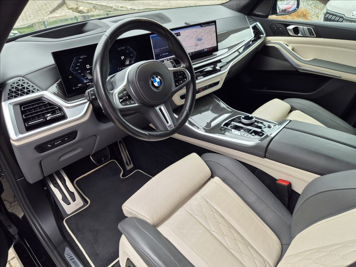 BMW X5, M60i *LASER*HuD*PANO*TAŽNÉ* - fotka 5