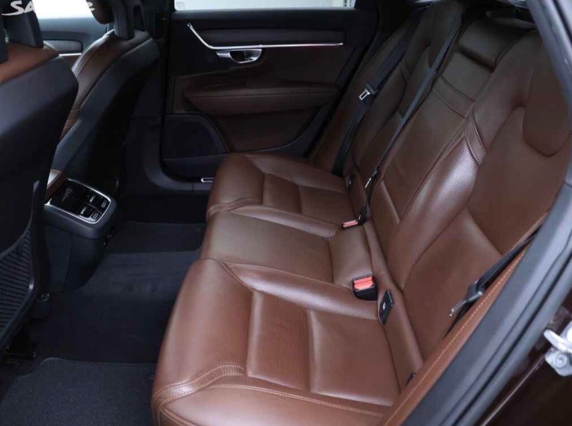 Volvo V90, VOLVO V90 CROSS COUNTRY T5 - fotka 4