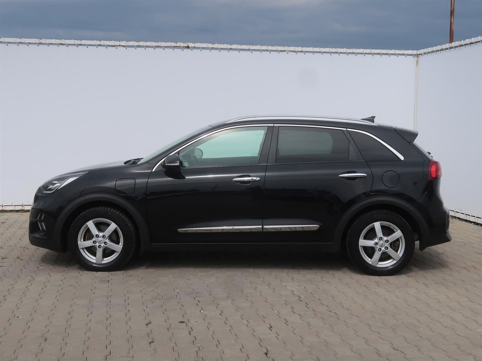 Kia Niro, Plug-in Hybrid, Automat - fotka 3