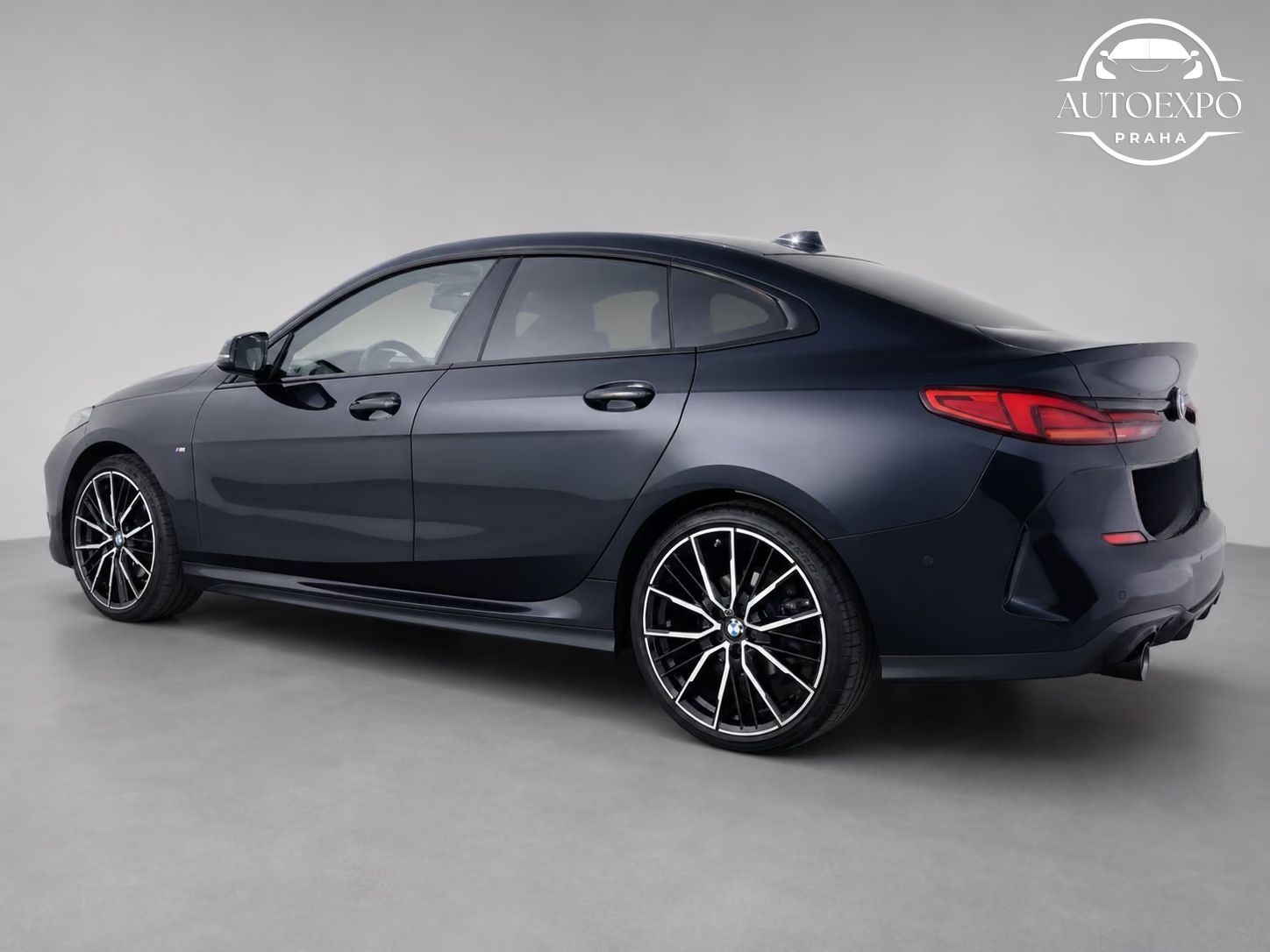 BMW Řada 2, 218i Gran Coupe - fotka 5