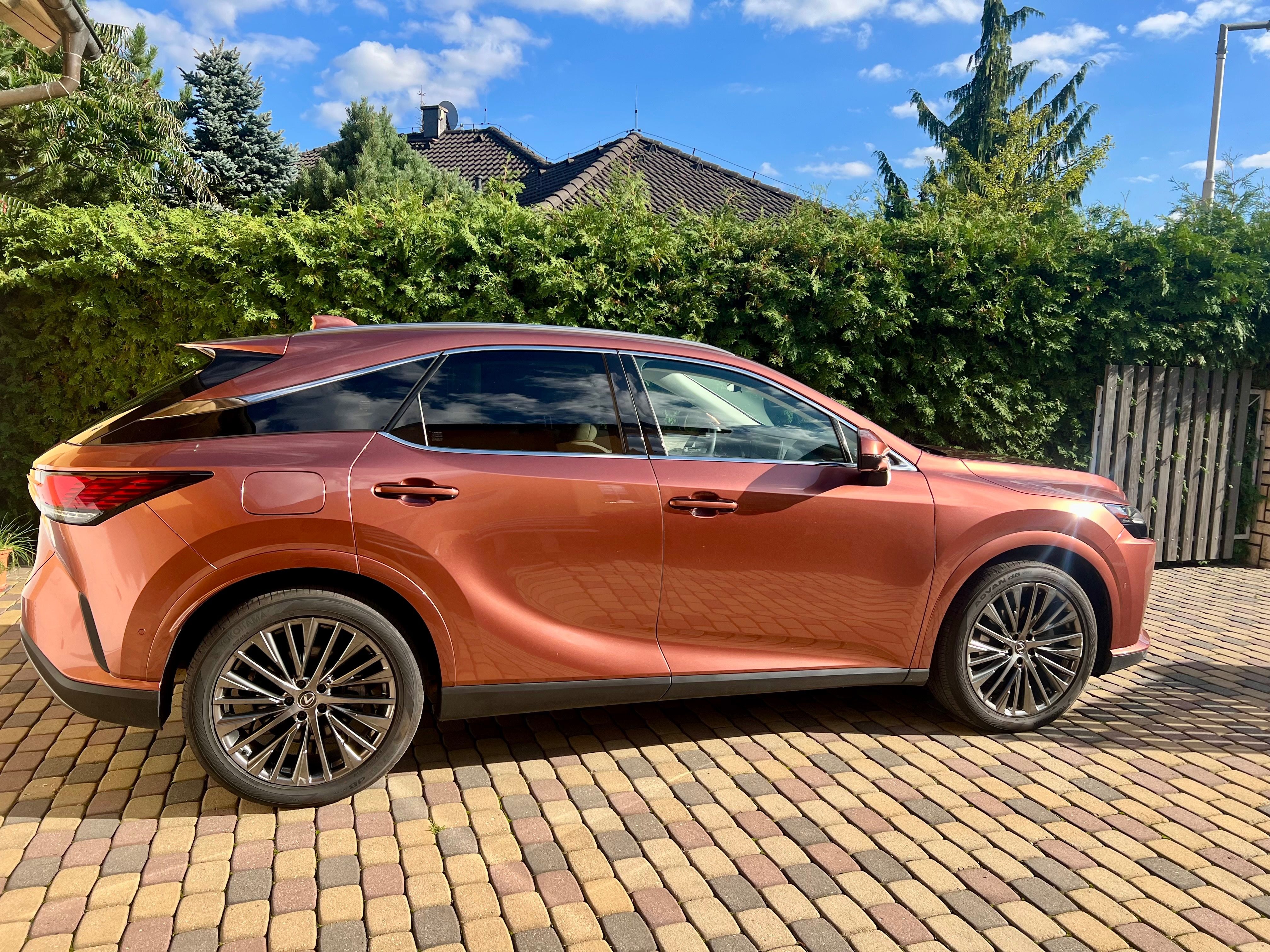 Lexus RX 450h+, RX450h+,ČR, DPH,servis,Luxury - fotka 4