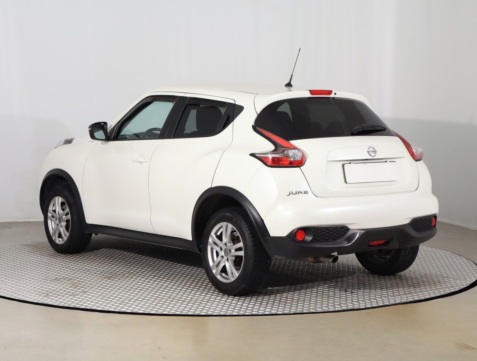 Nissan Juke, 1.2 DIG-T - fotka 4