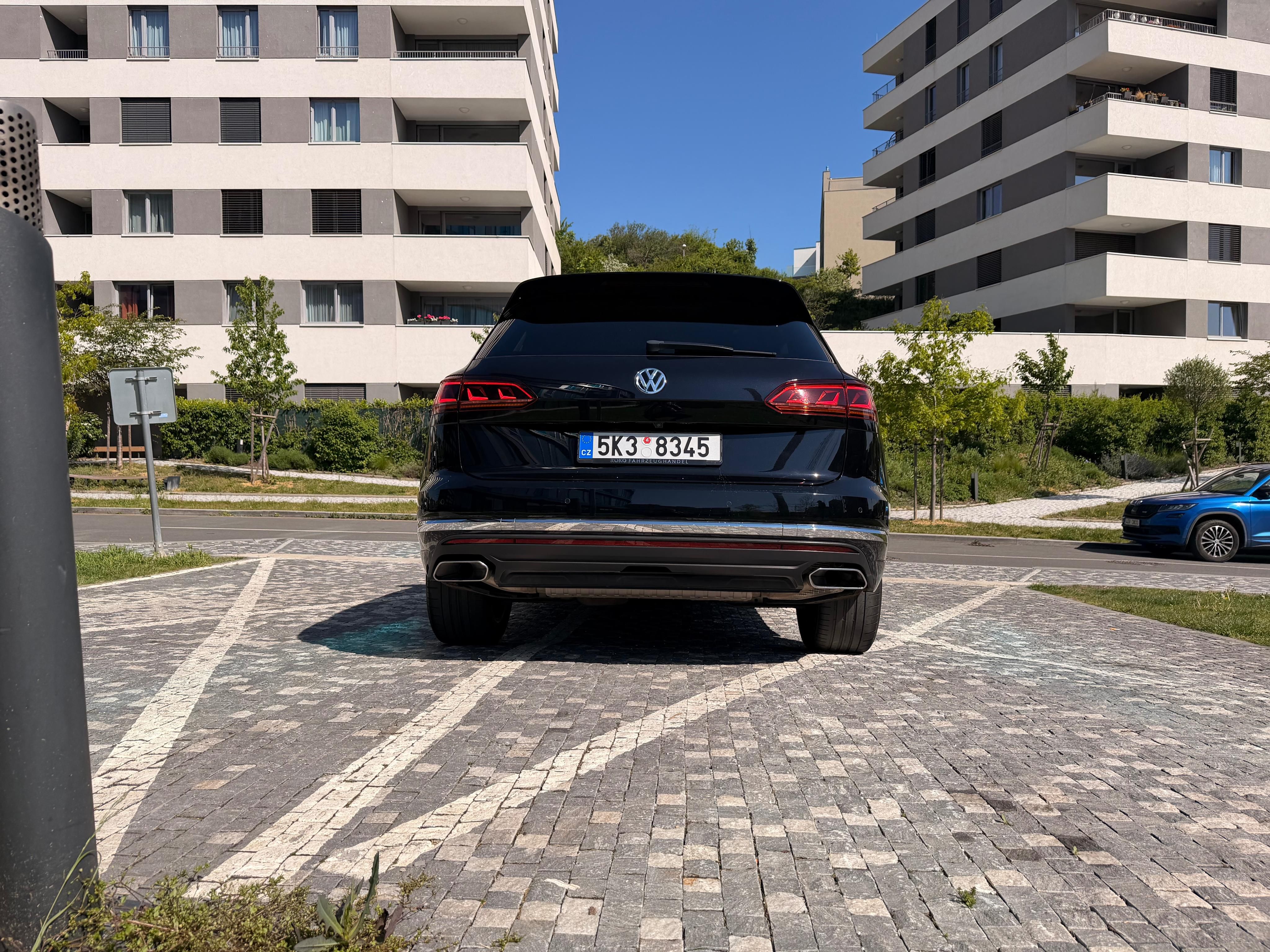 Volkswagen Touareg, VOLKSWAGEN TOUAREG 3.0. 210kW - fotka 2
