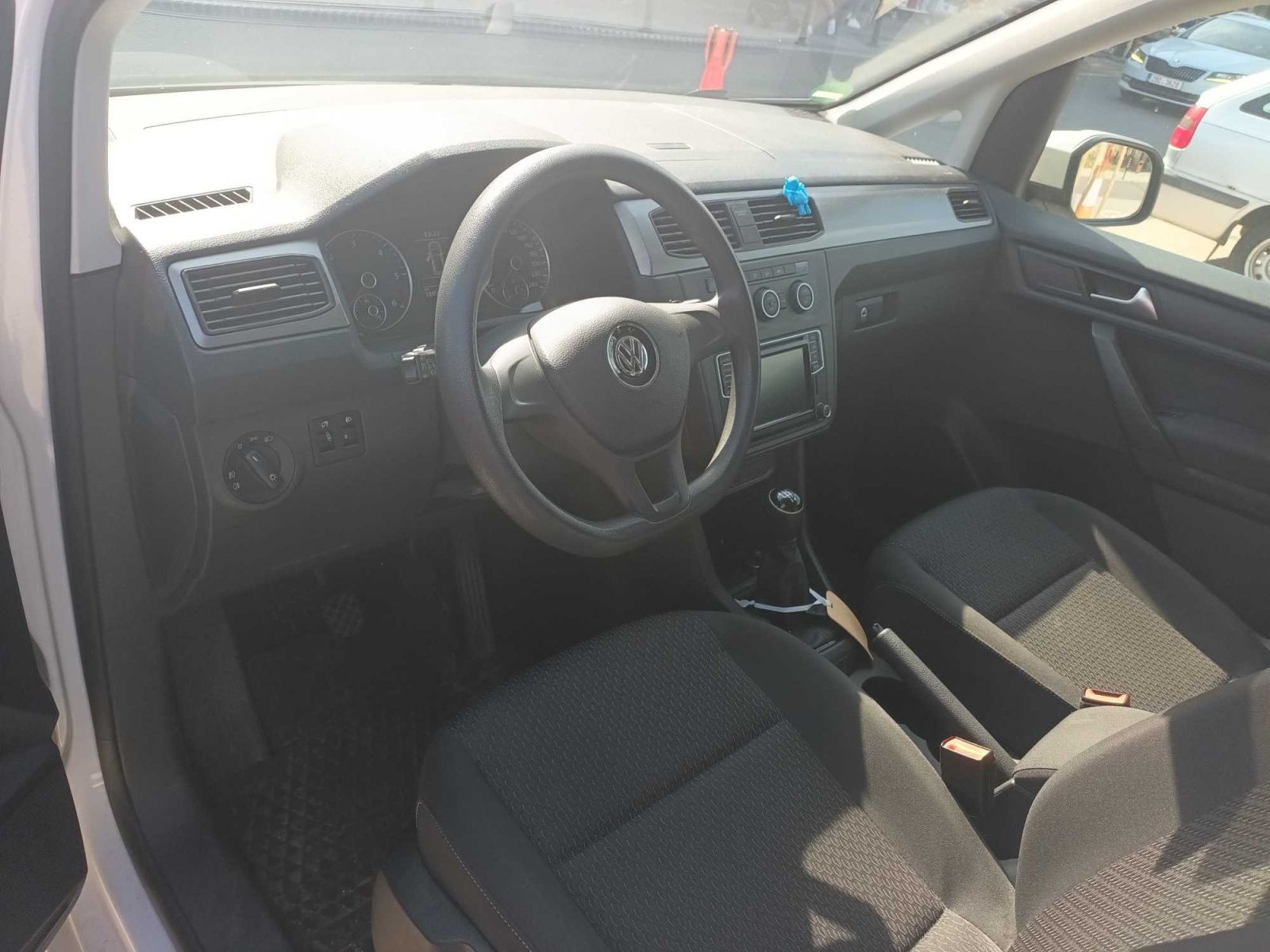 Volkswagen Caddy, 2.0 TDI, 5Míst, Klima, 1Maj - fotka 3