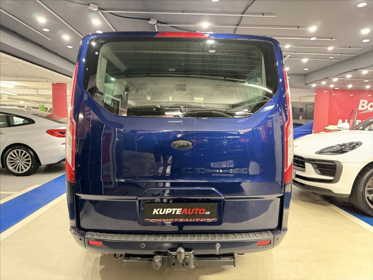 Ford Tourneo Custom, 2,2 TDCi  Titanium - fotka 4