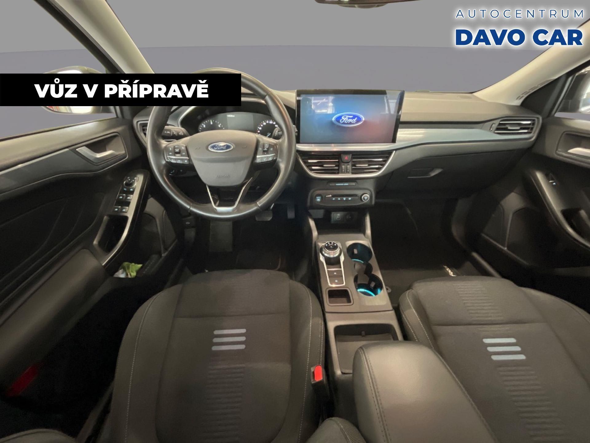 Ford Focus, 1,5 TDCI 88kW Active Automat - fotka 3