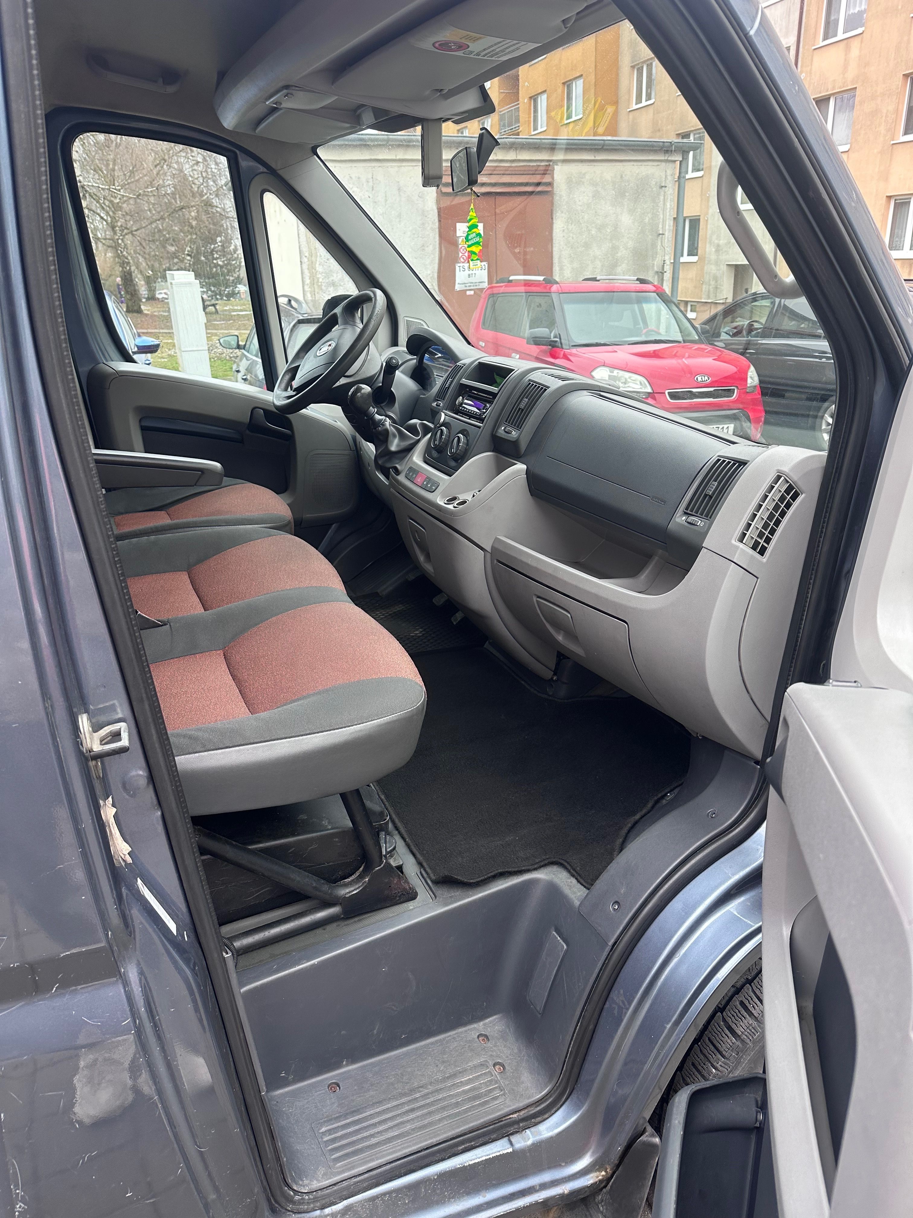 Fiat Ducato, Fiat Ducato 2.3 JTD 9 míst - fotka 4