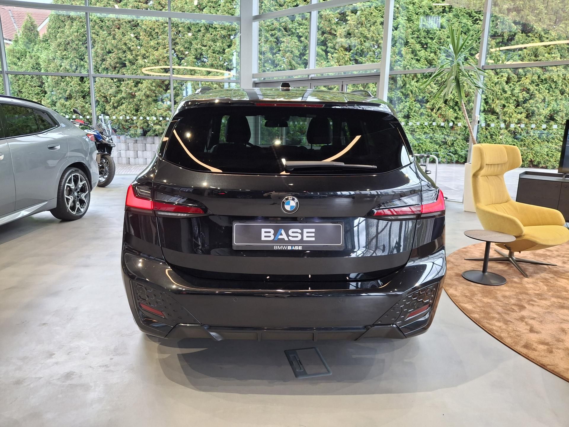 BMW Řada 2, 218D Active Tourer M-Sport - fotka 5