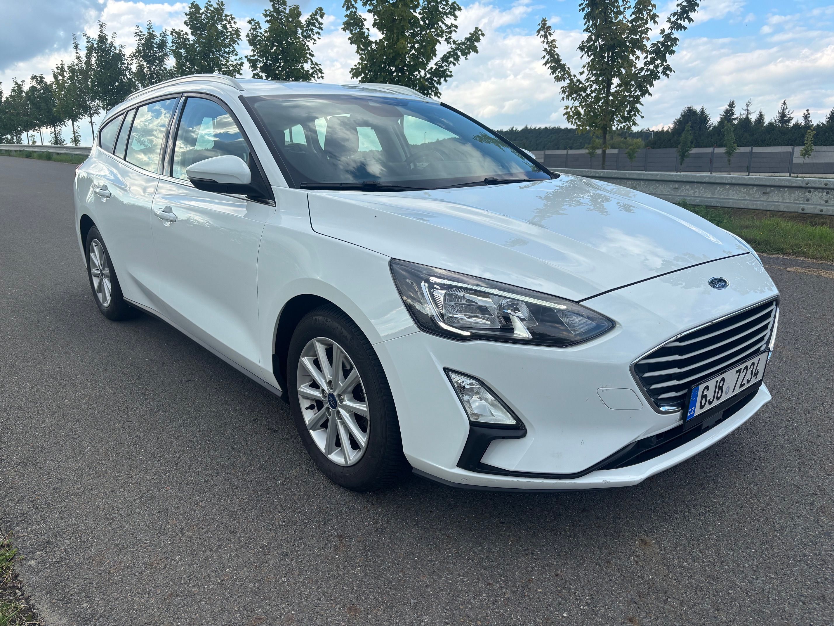 Ford Focus, Combi 1.5 EcoBlue 88kw, ČR - fotka 2