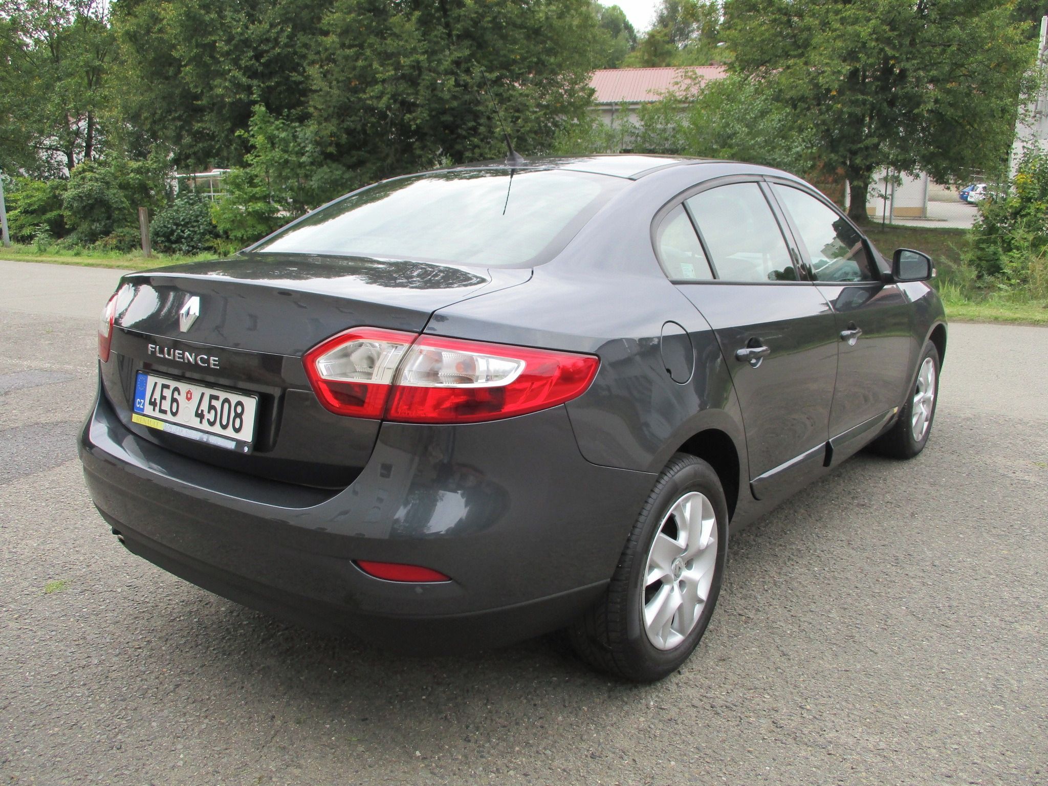 Renault Fluence, 1.6 i - 1 majitelka - fotka 5