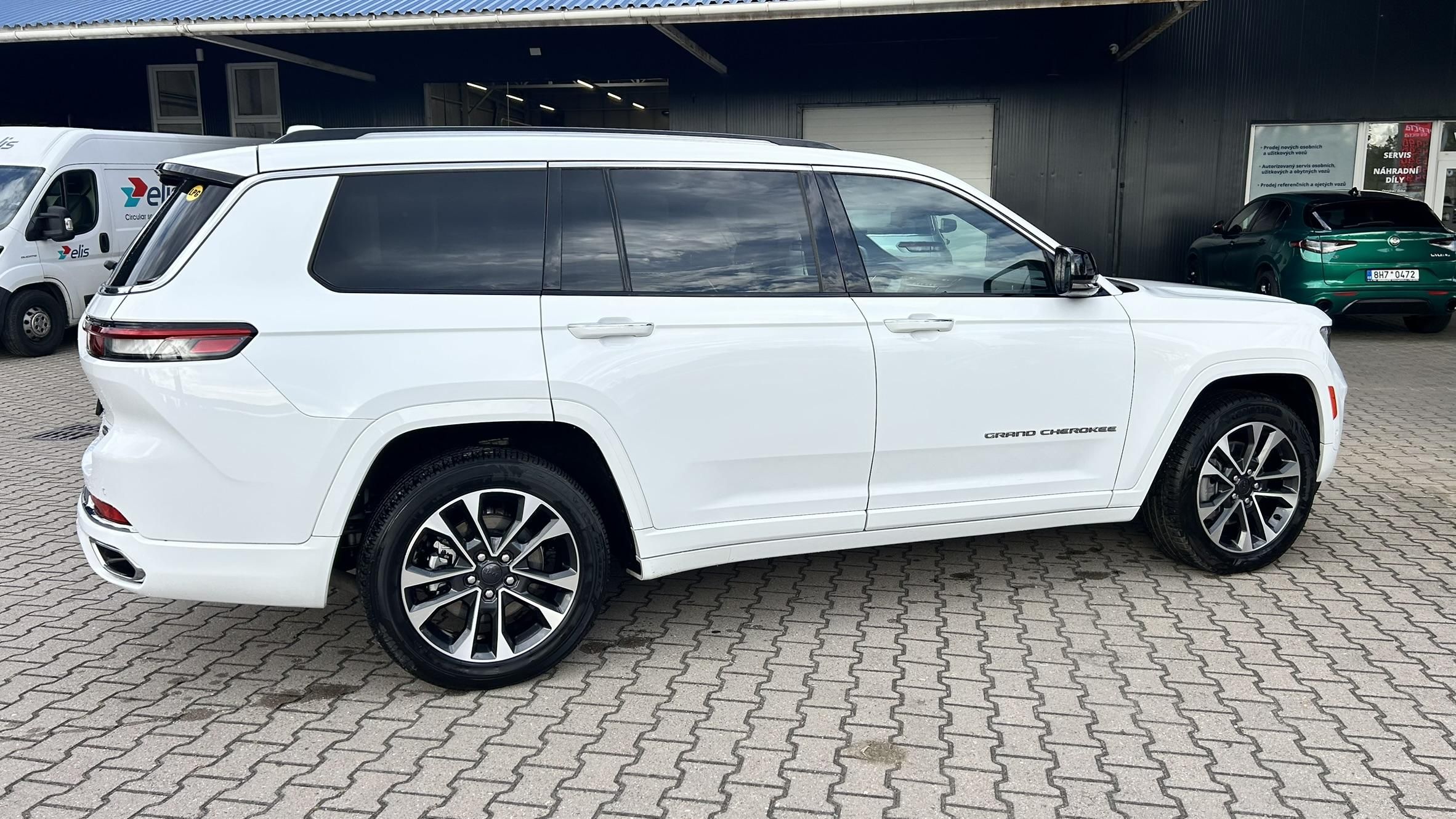 Jeep Grand Cherokee, 5.7Hemi V8 L - fotka 5