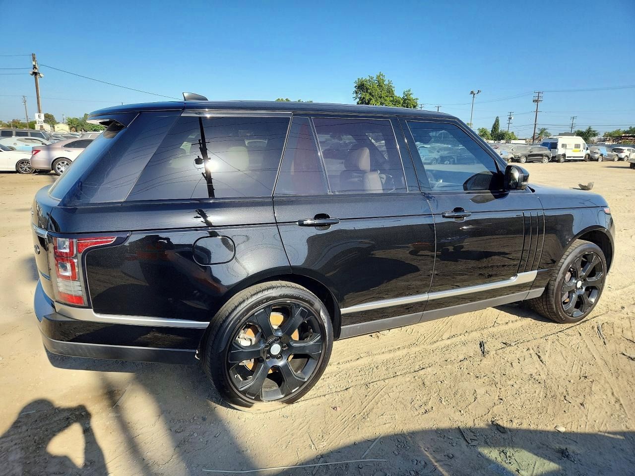 Land Rover Range Rover, Auto na cestě - fotka 4