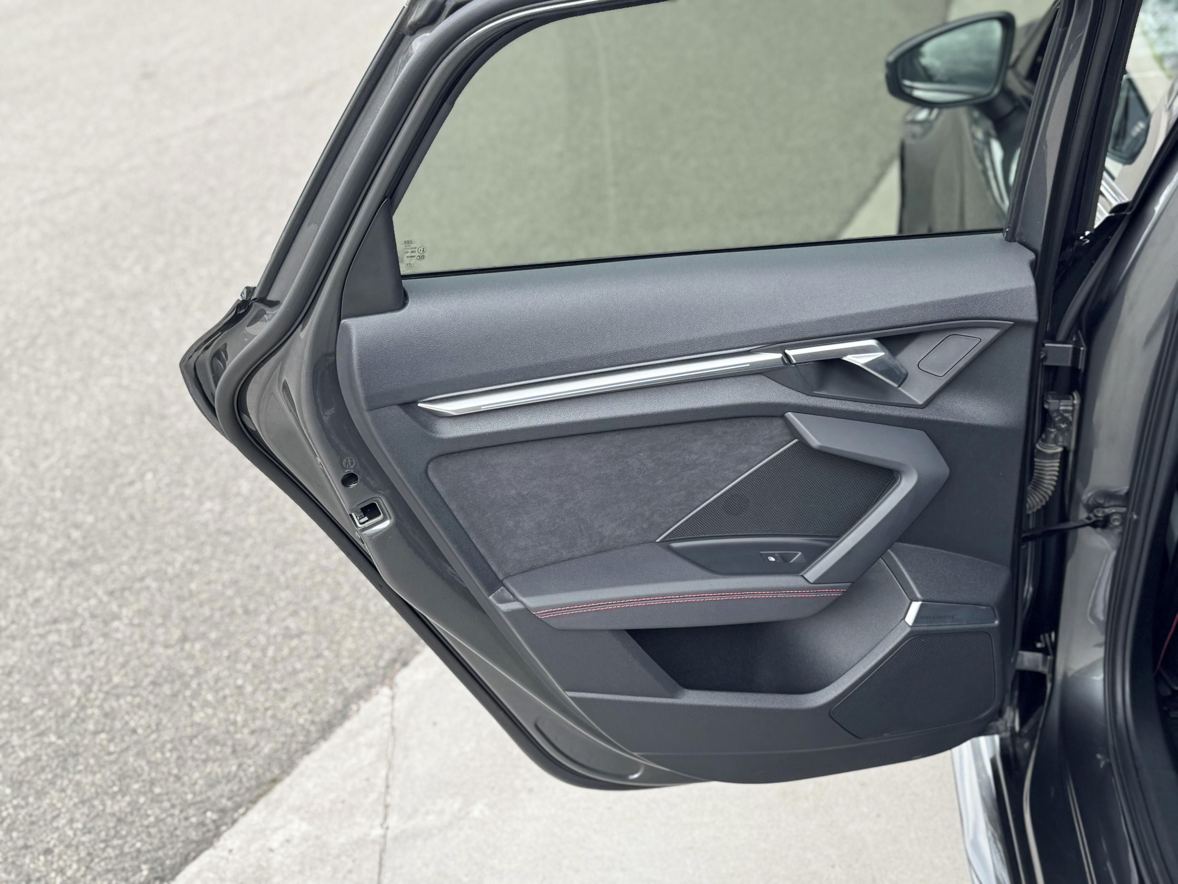 Audi RS3, Sportback 2,5 TFSI quattro 294 - fotka 6