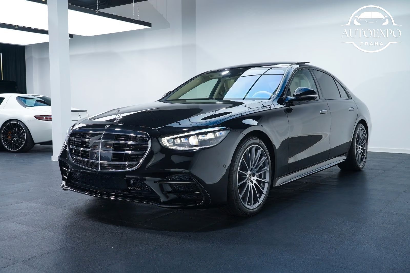 Mercedes-Benz Třídy S, 450d 4M AMG*PANORAMA*BURM. - fotka 3