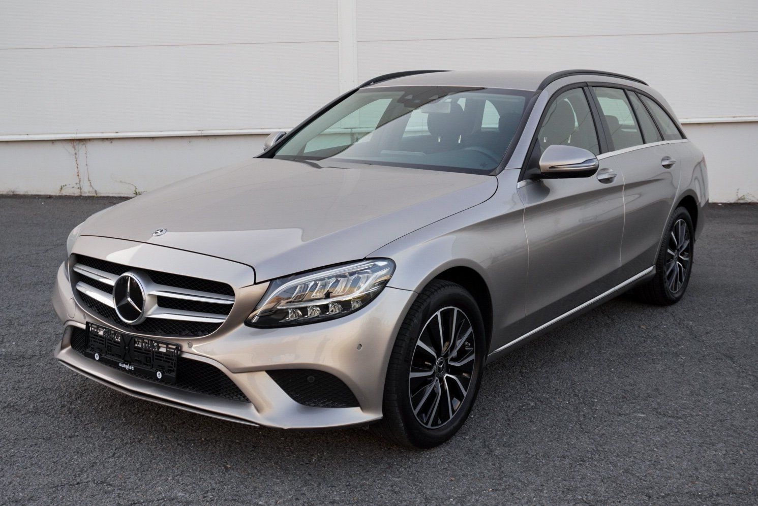 Mercedes-Benz Třídy C, C 220CDi 4Matic Business - fotka 5