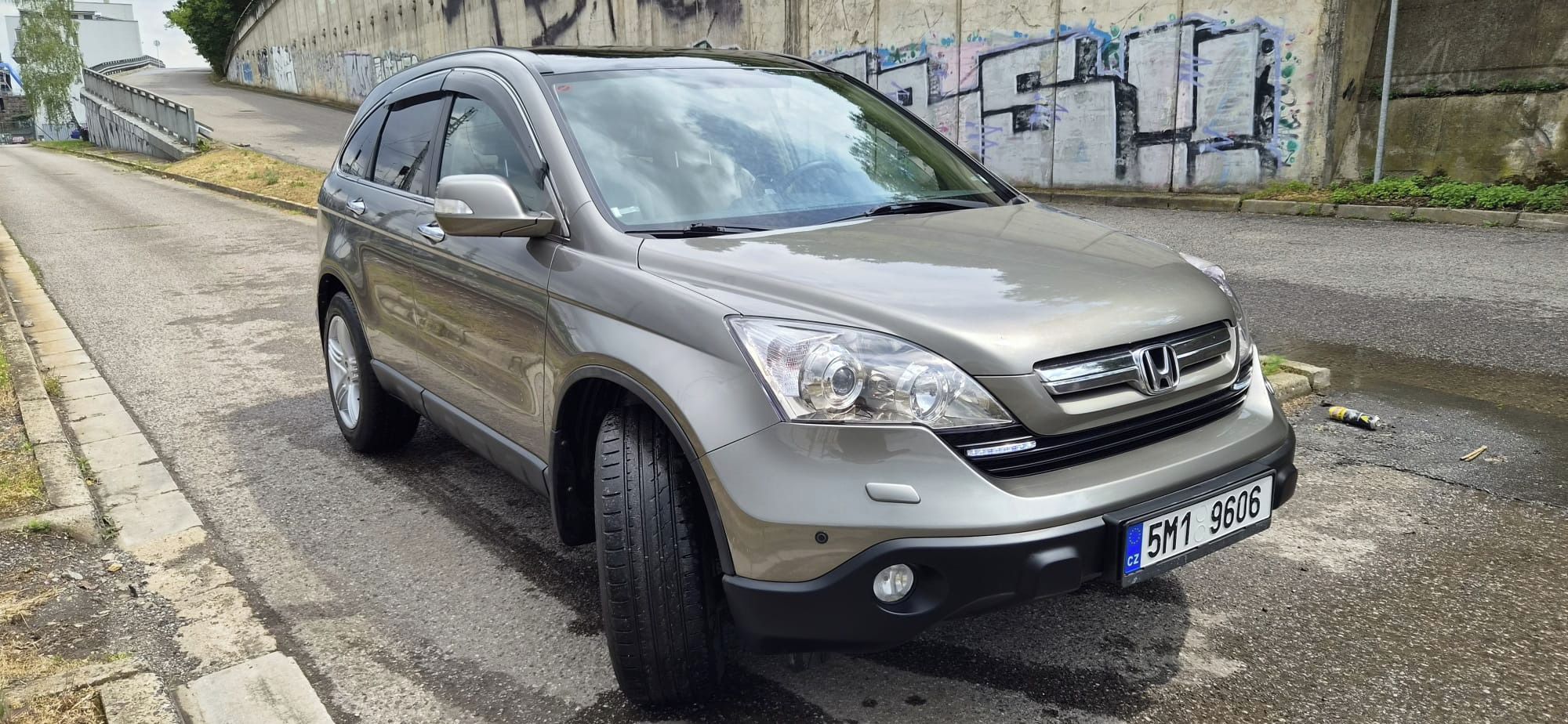 Honda CR-V, 2.0 benzin automat - fotka 2