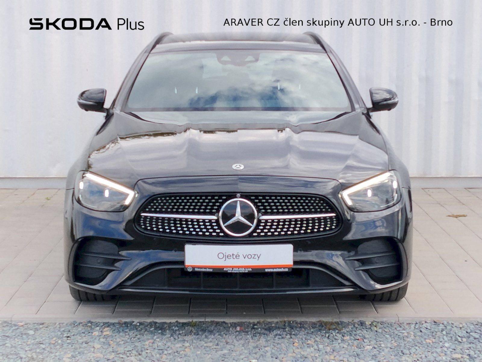 Mercedes-Benz Třídy E, E 300 DE 4MATIC - fotka 4