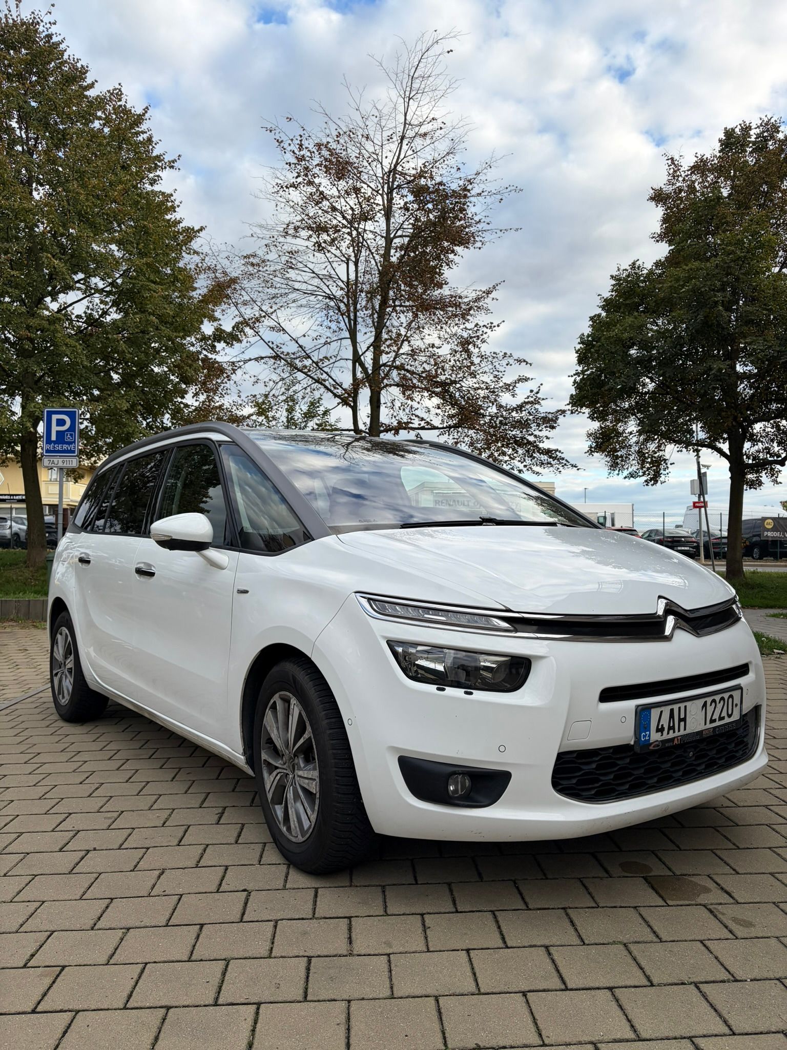 Citroën C4 Picasso, Citroën c4 grand picasso 2.0