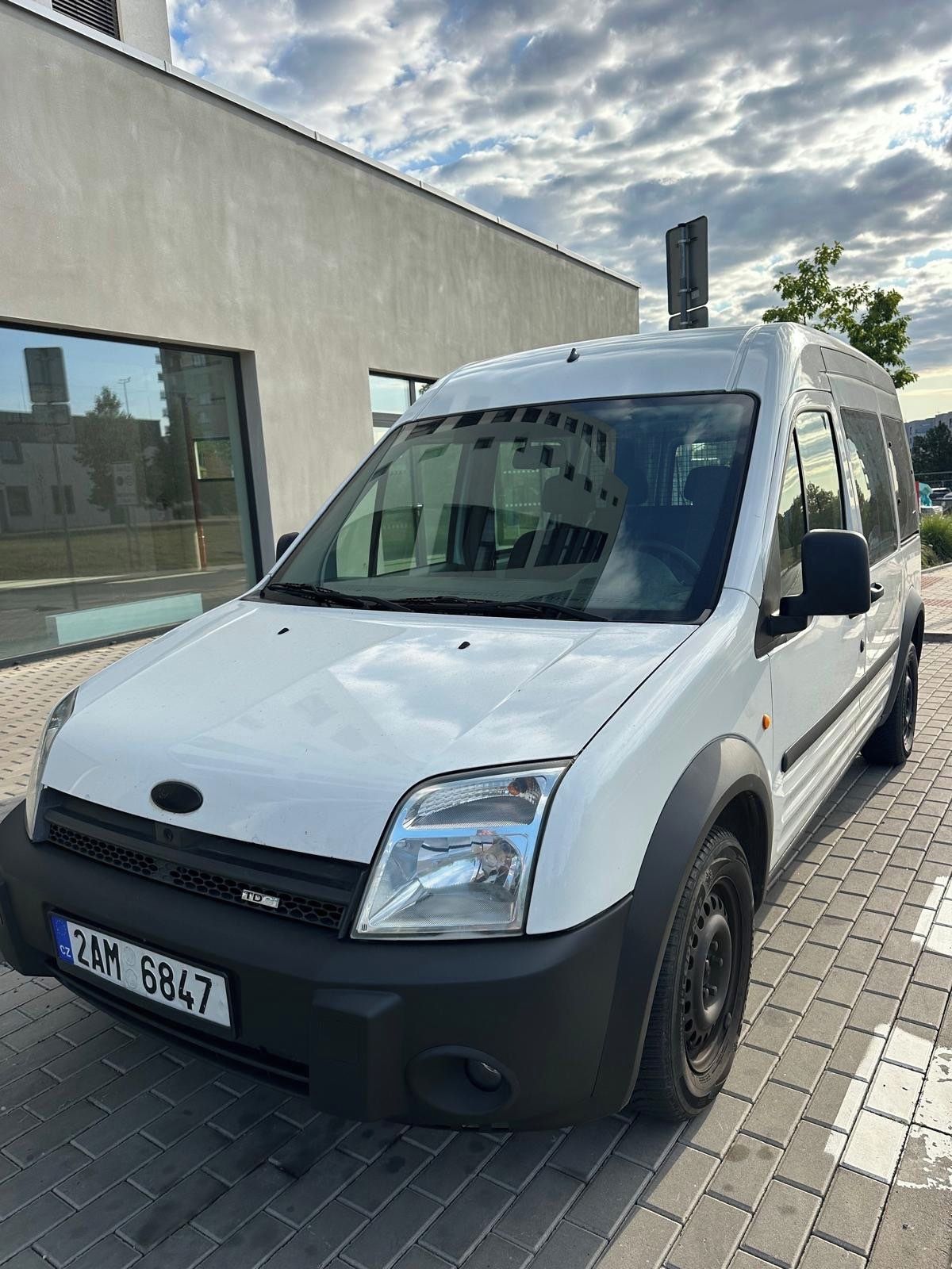 Ford Tourneo Connect, 1.8  RDCi - fotka 2