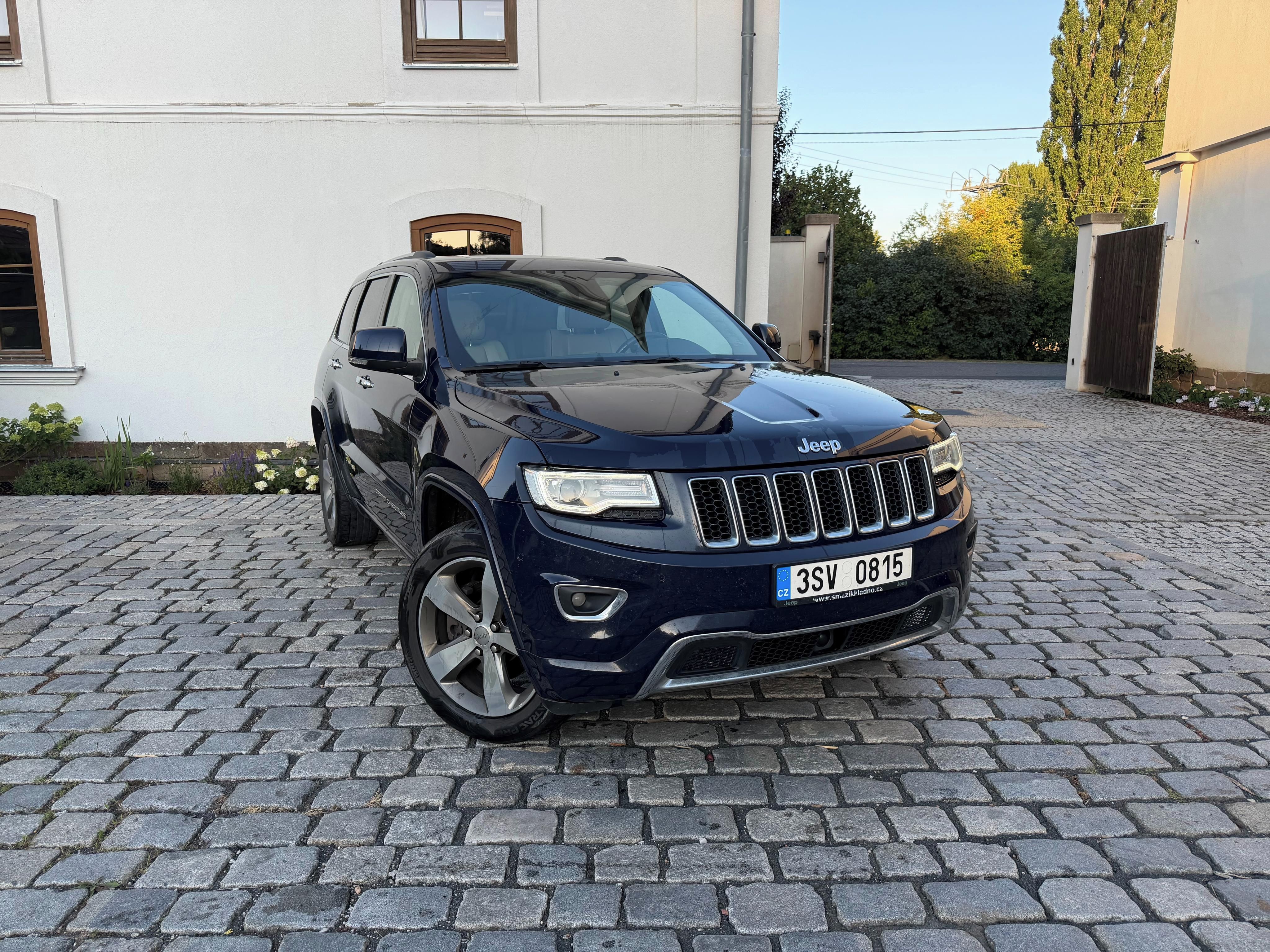 Jeep Grand Cherokee, Jeep Grand Cherokee Overland - fotka 3