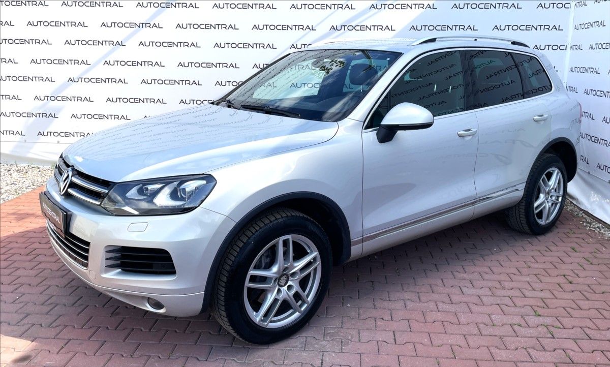 Volkswagen Touareg, 3,0 TDi,V6,180kW,4x4,STK 5/28 - fotka 3