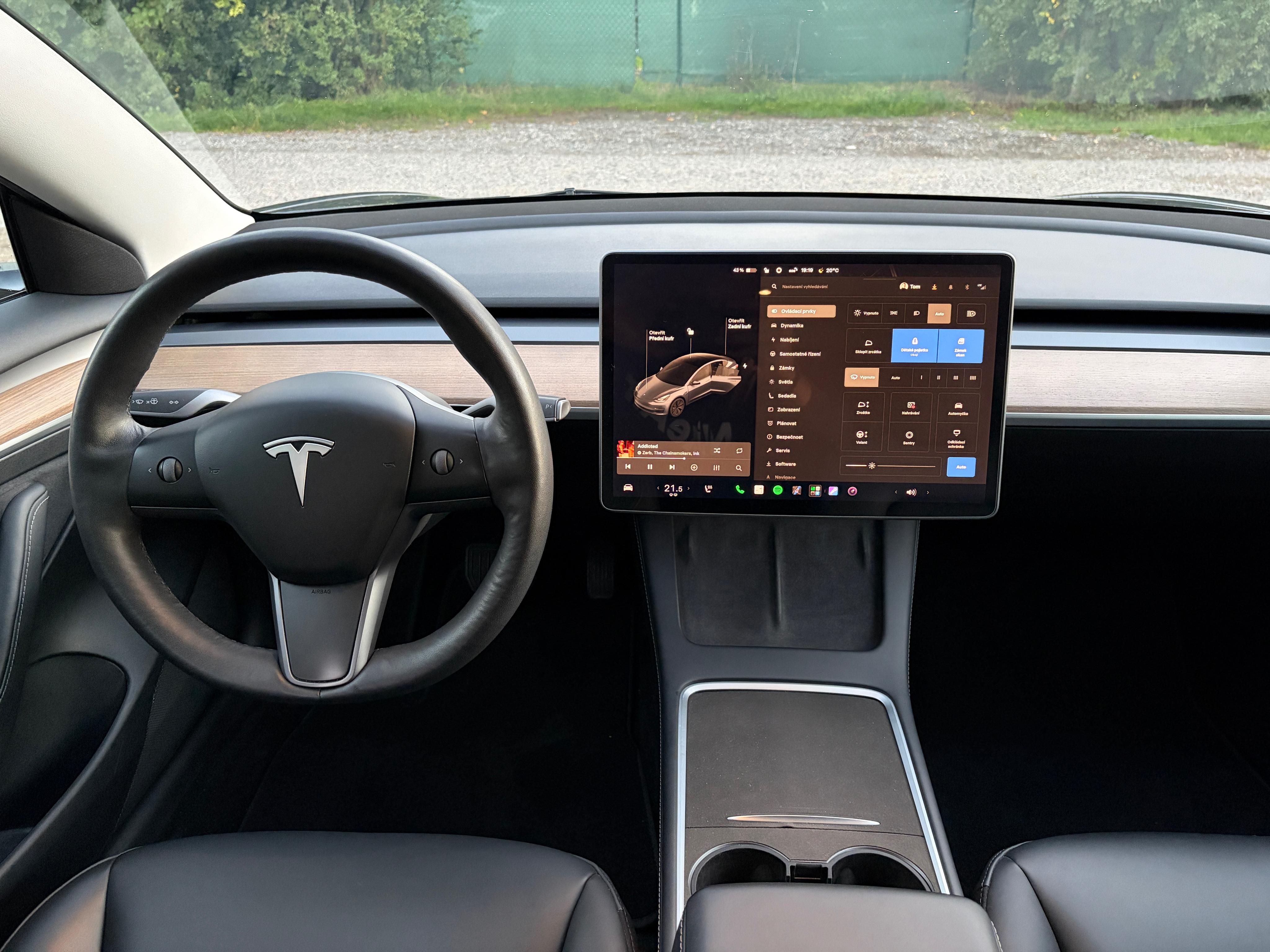 Tesla Model 3, SR+ Refresh, 239kW, LFP 2x ALU - fotka 5