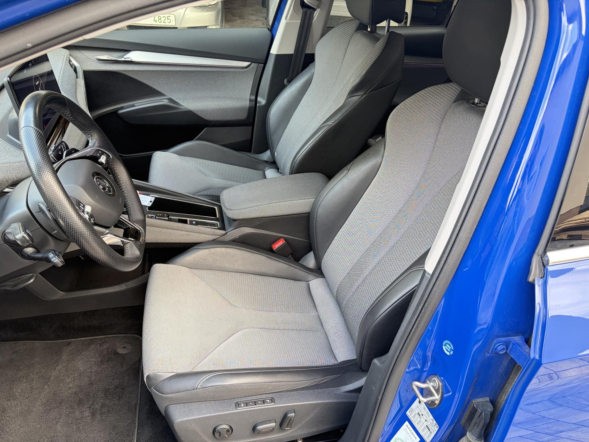 Škoda Enyaq, 80, SOH 96%,TČ,Head-Up - fotka 4