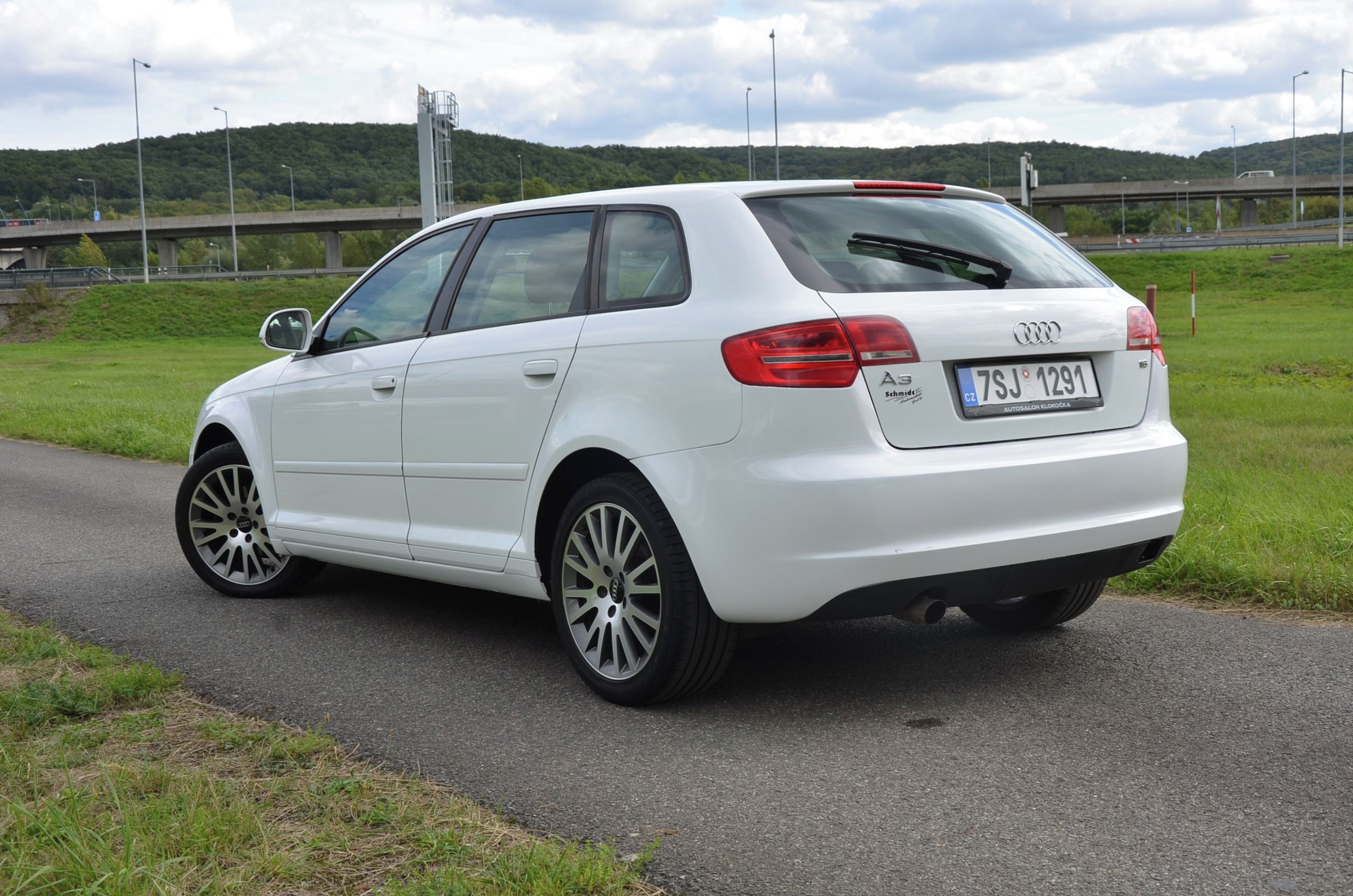 Audi A3, Sportback, 1.6i automat, face - fotka 2