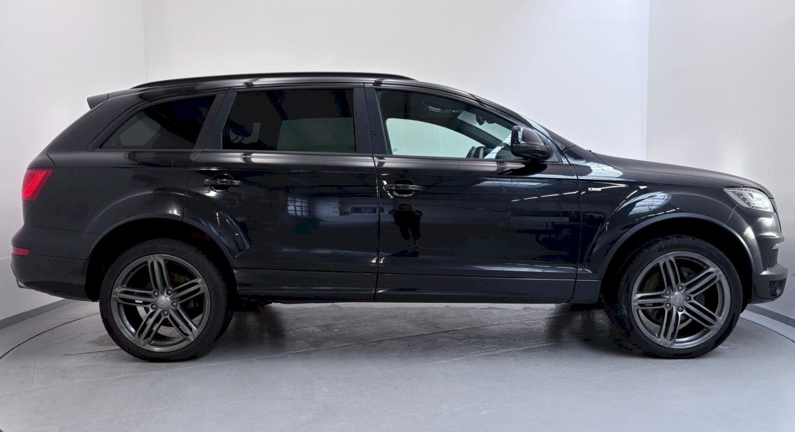 Audi Q7, 3.0TDI/ 180 kW, Quattro, 8AP, - fotka 6